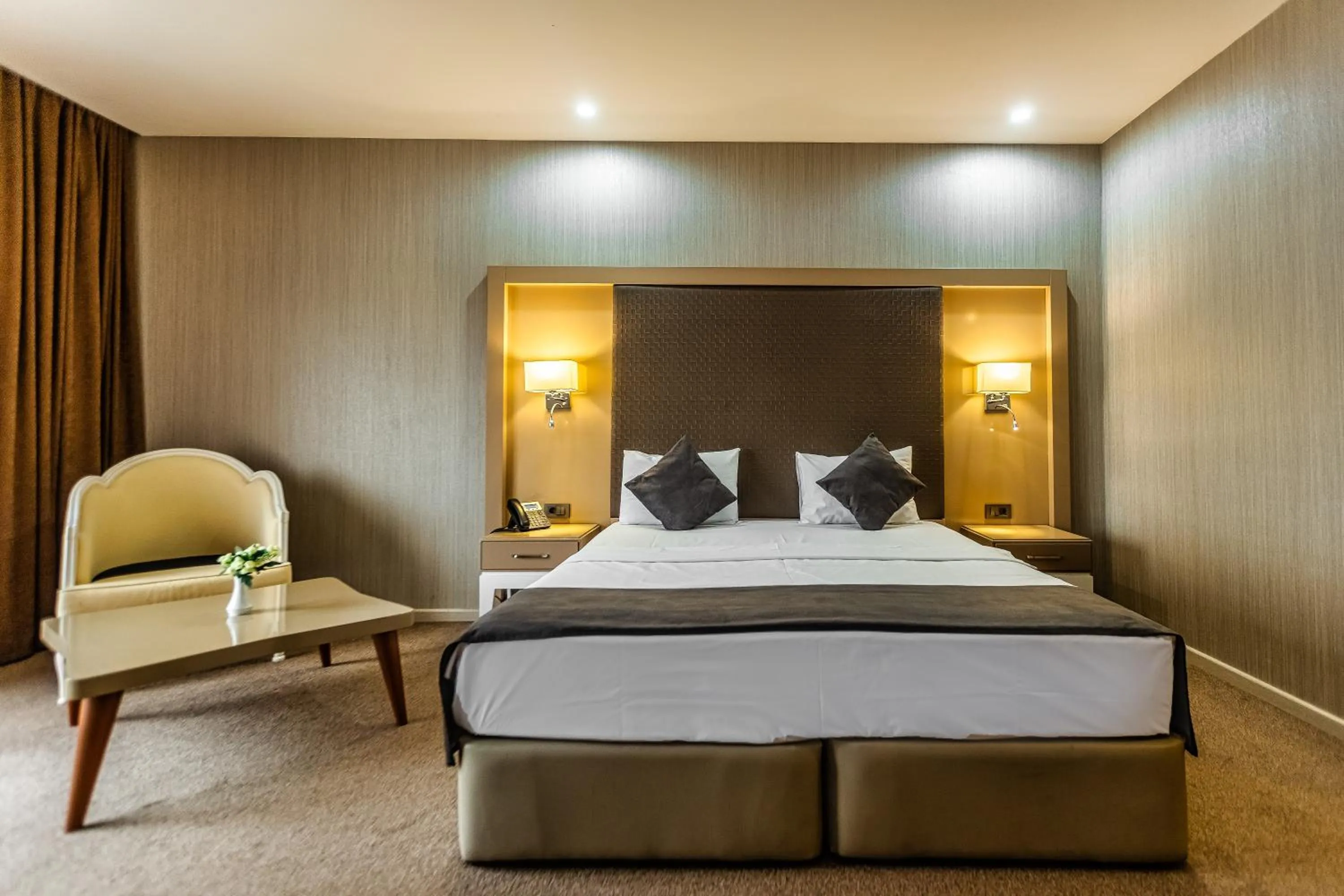 Bed in Sky Hotel Baku