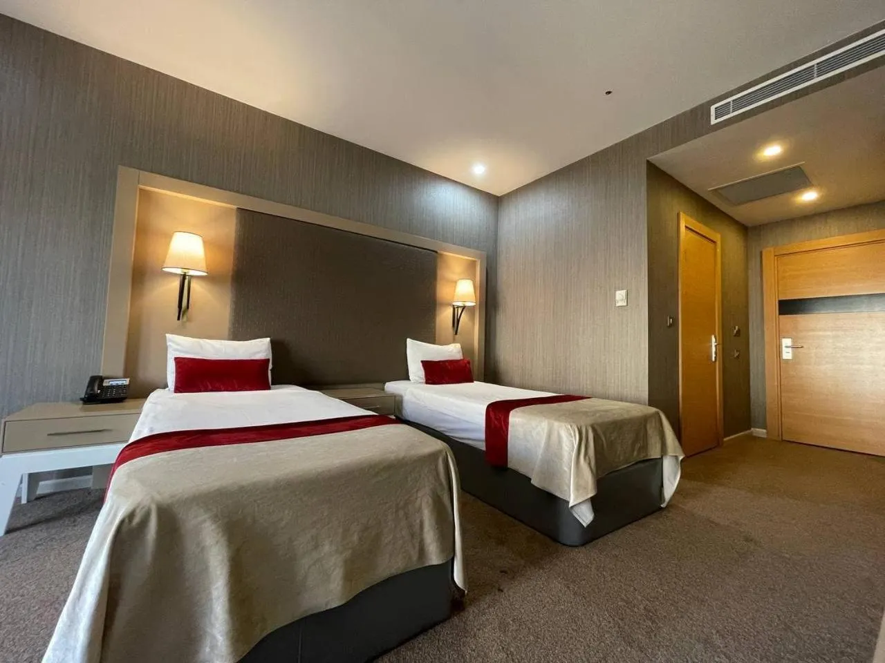 Bed in Sky Hotel Baku