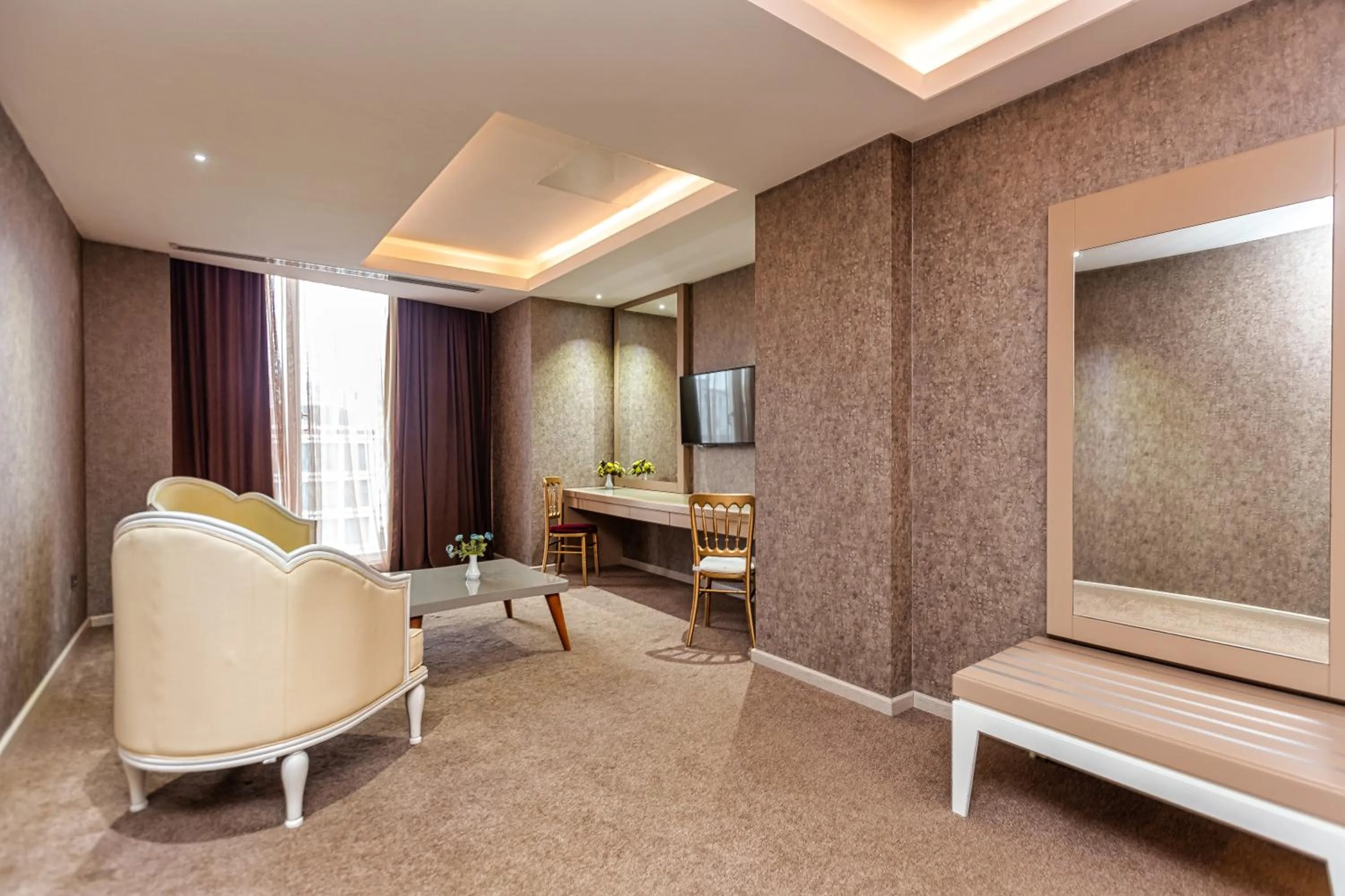 TV and multimedia in Sky Hotel Baku