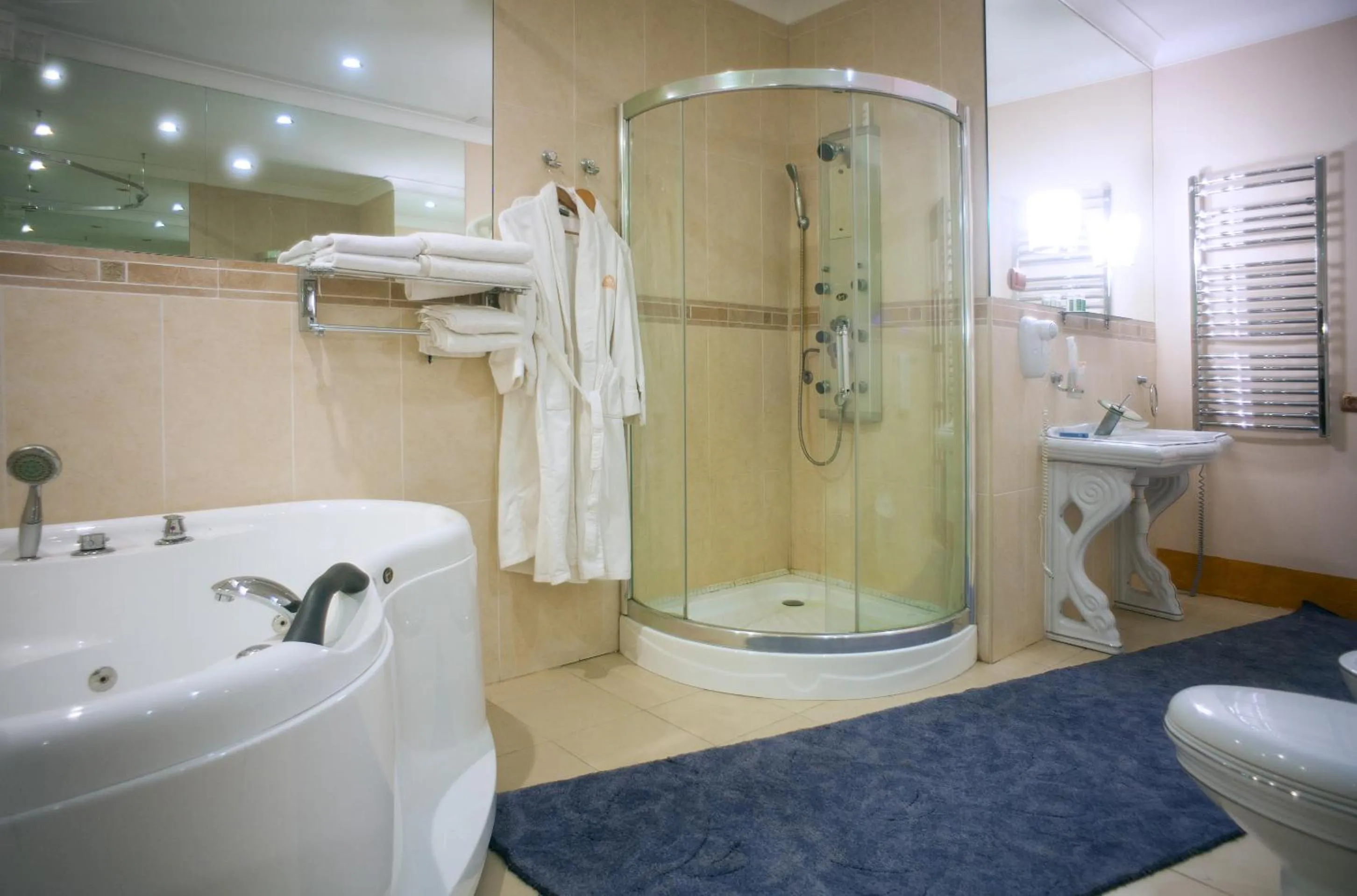 Shower in Отель Фараон