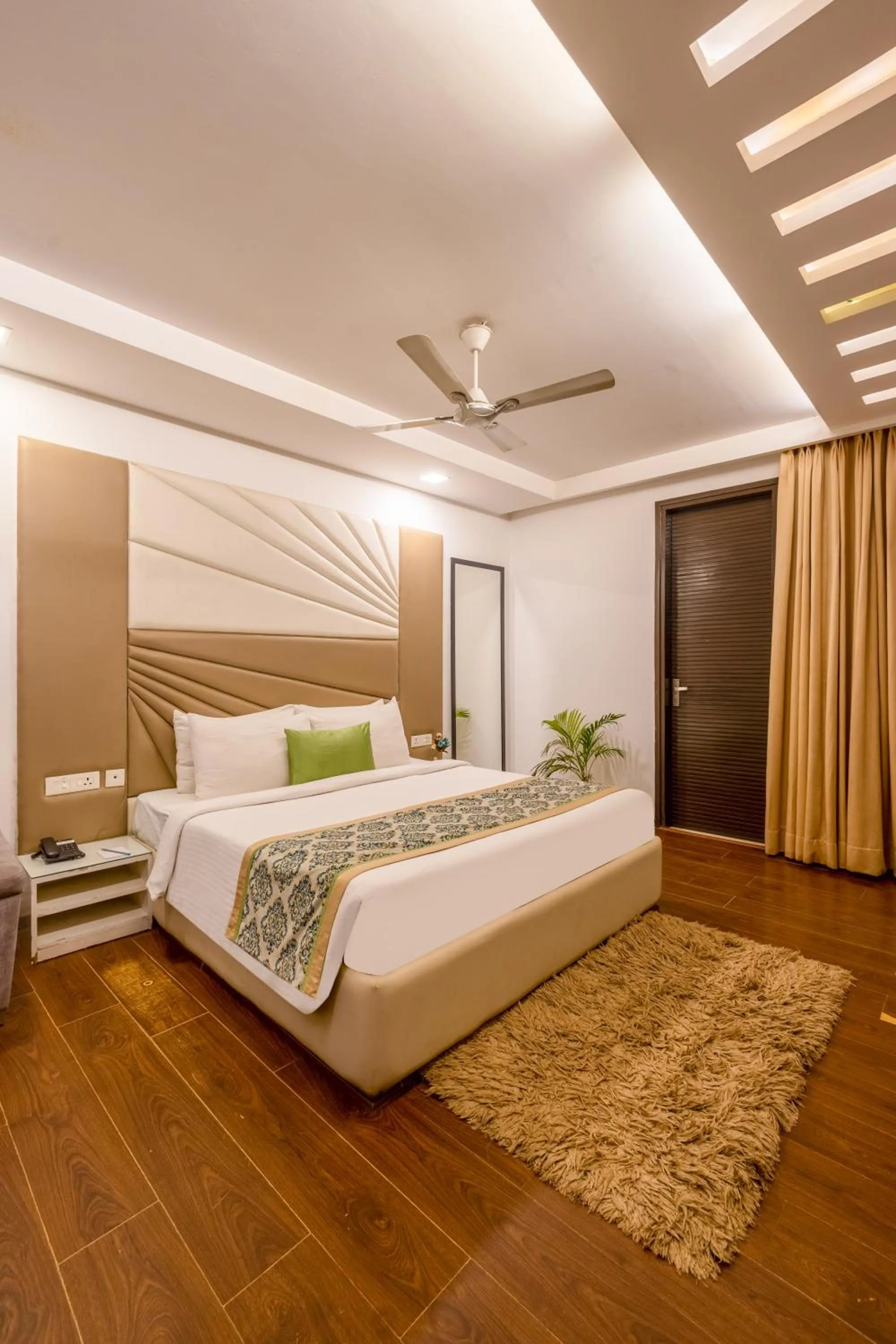 Bed in Vivid Boutique Hotel, Medanta, Gurugram
