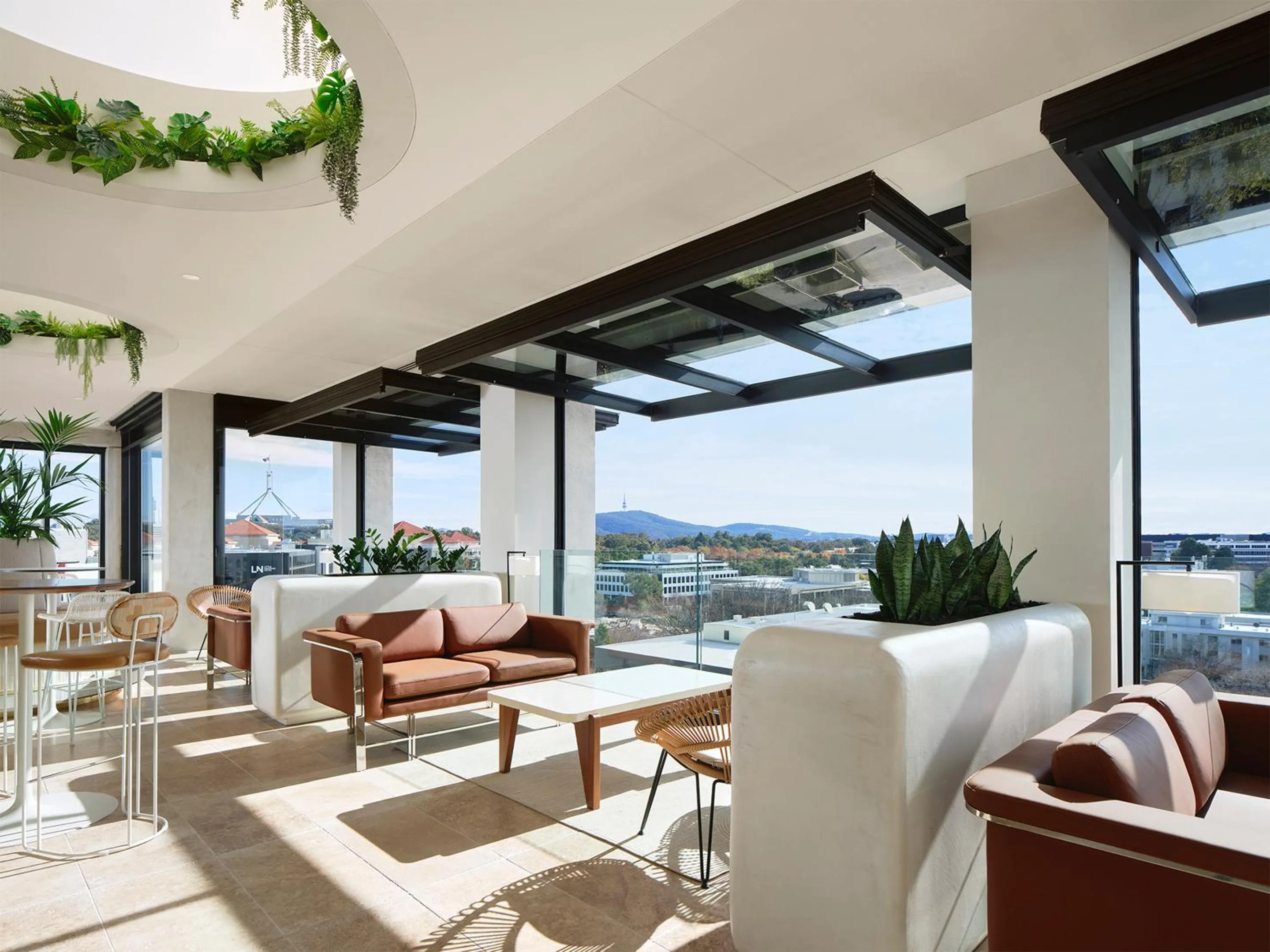 Lounge or bar in Burbury Hotel & Apartments