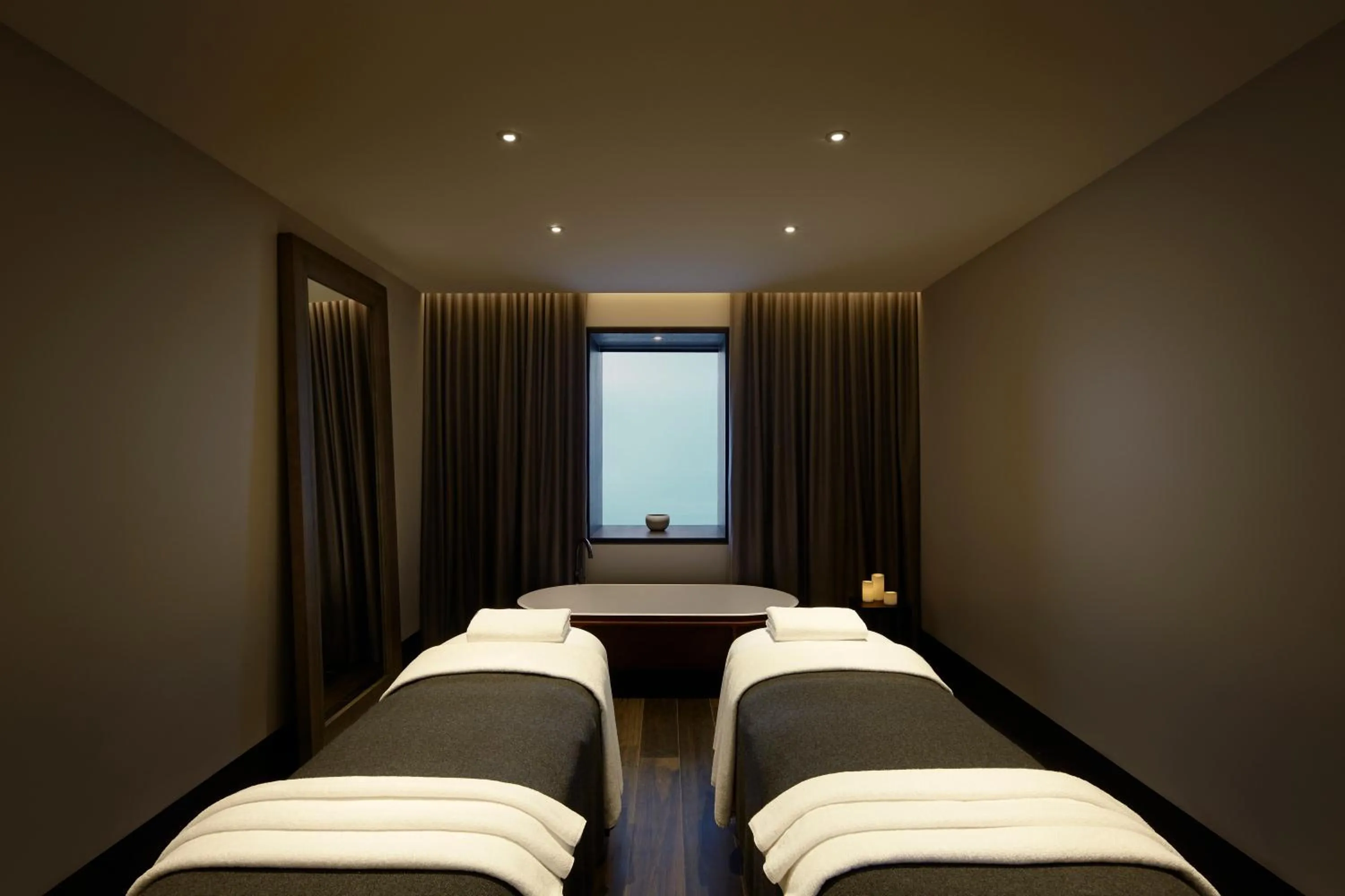 Massage, Bed in Burbury Hotel & Apartments