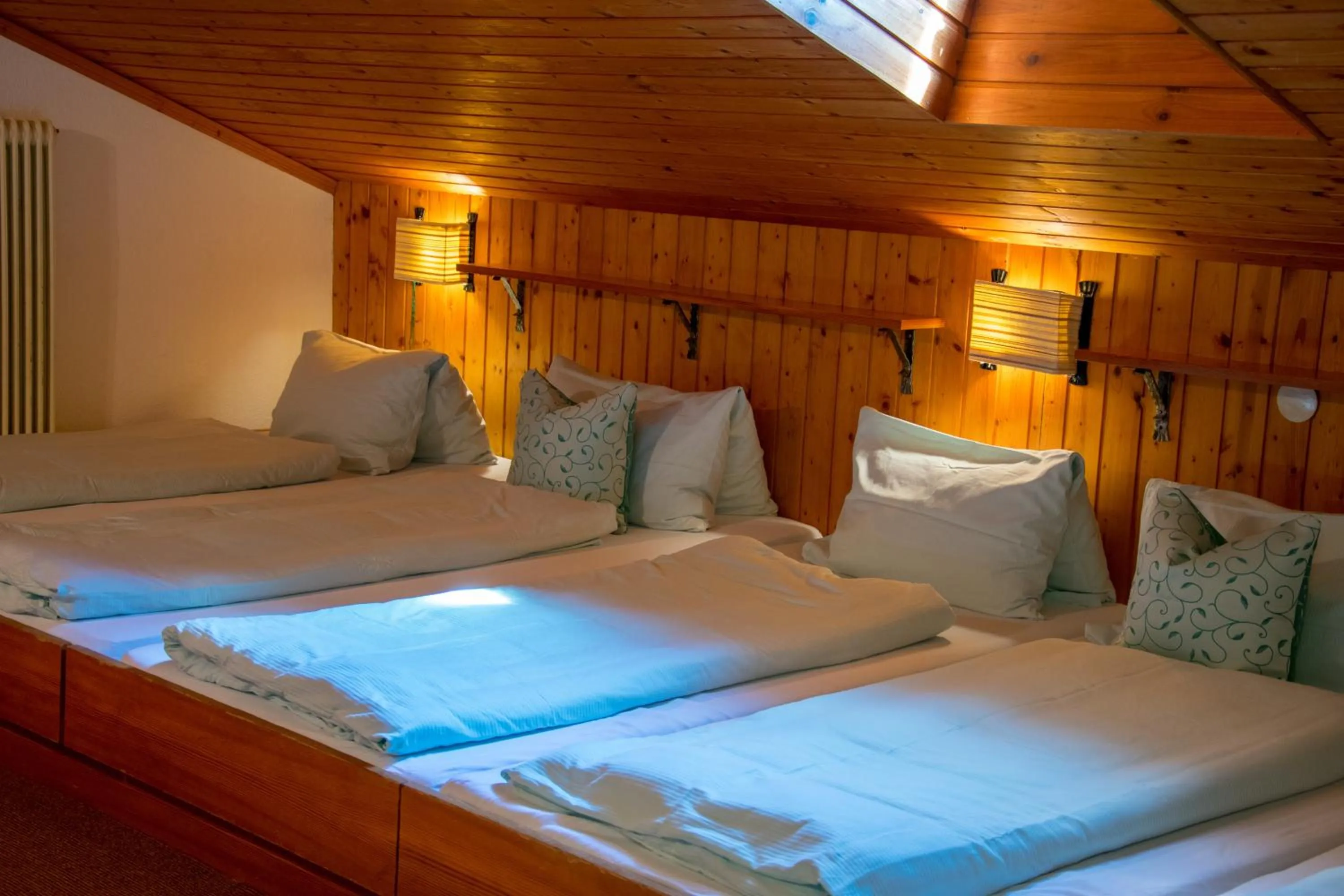 group of guests, Bed in Hochberghaus Resort