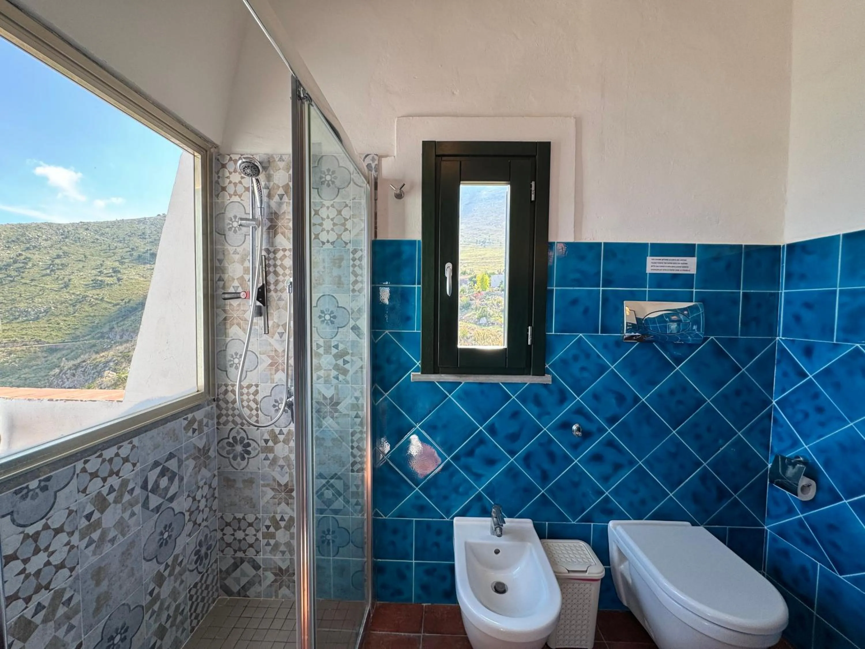 Shower in Baglio La Luna - B&B