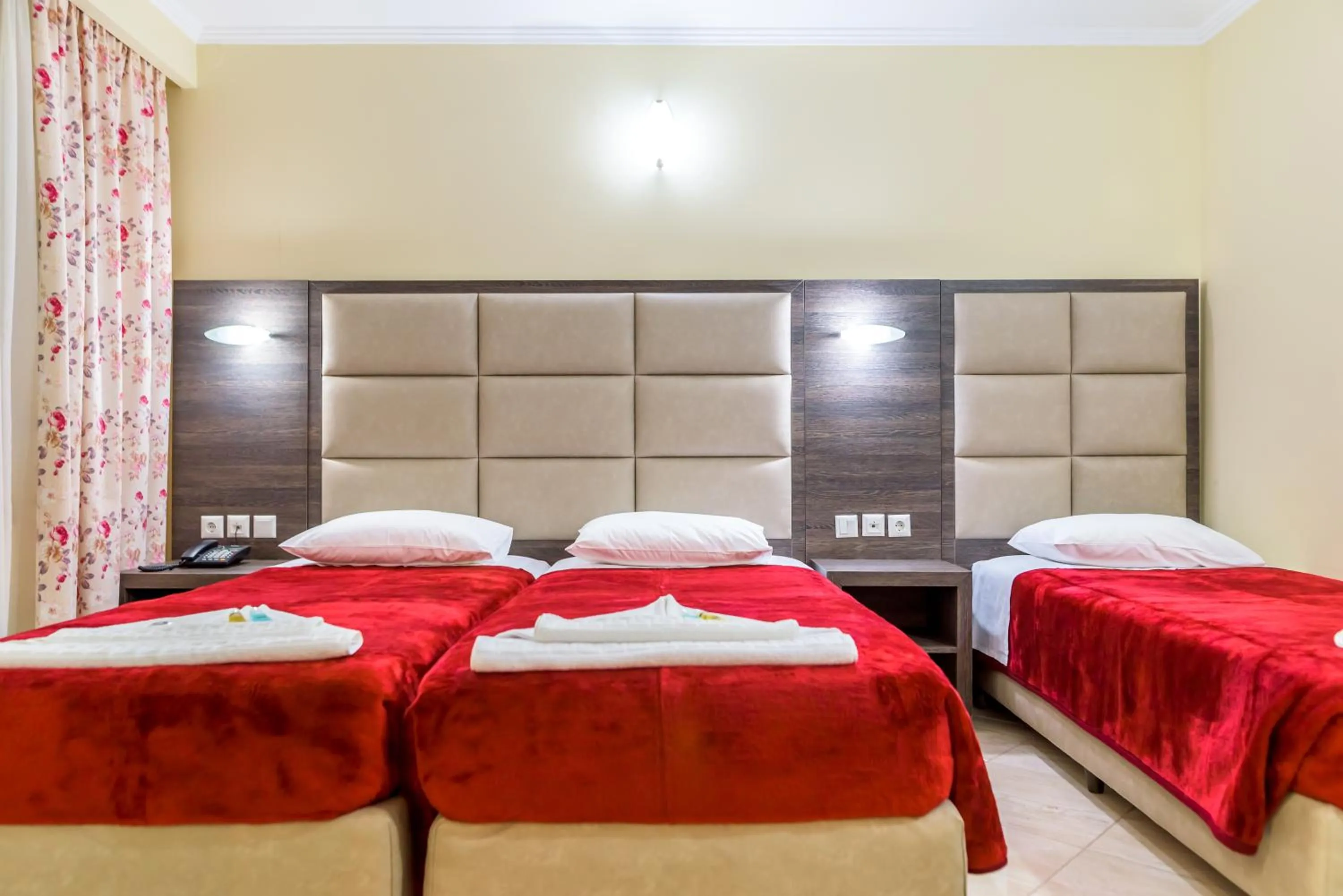 Bed in Santa Rosa Hotel & Beach