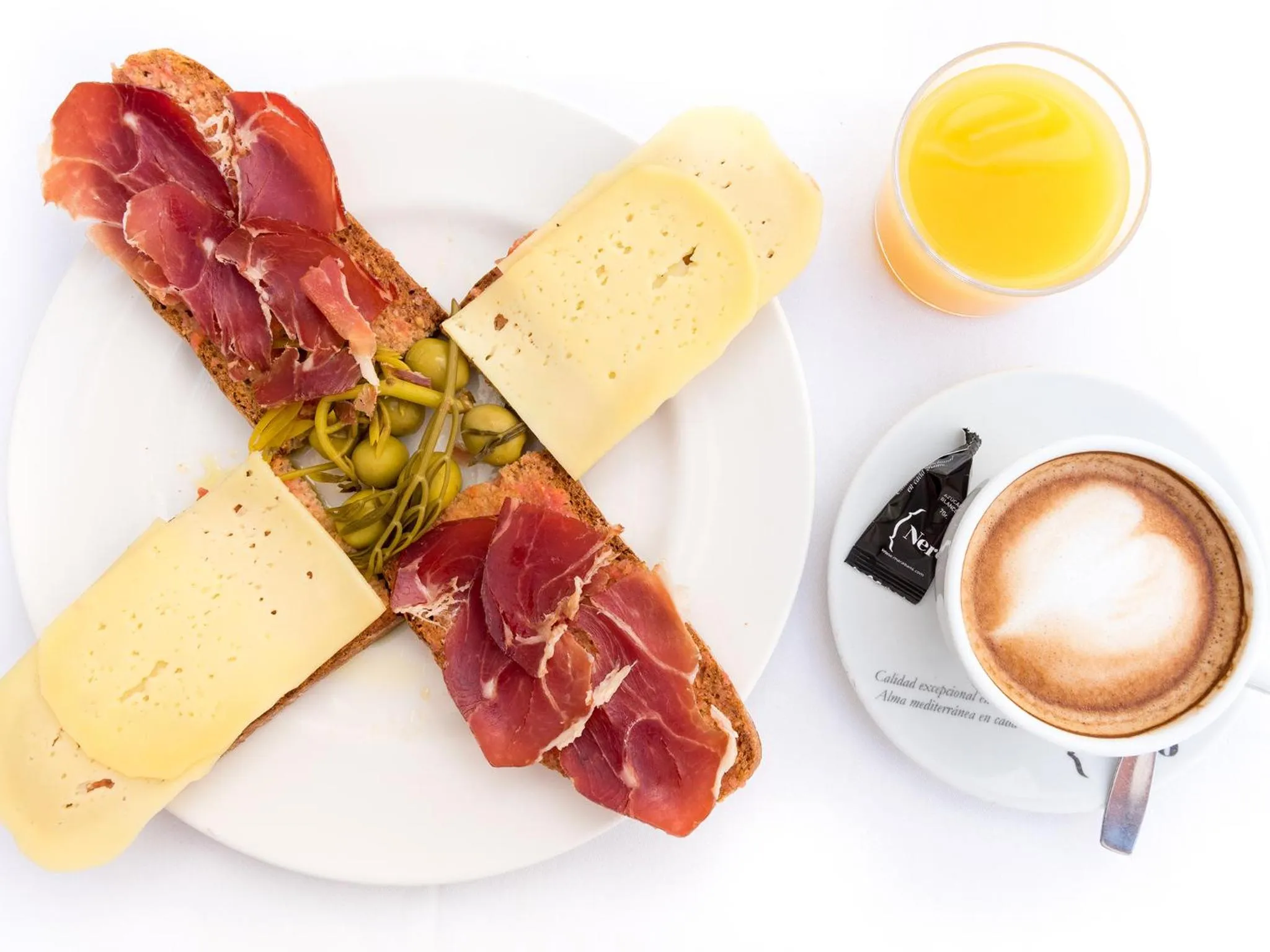 Breakfast in Fonda Llabres Boutique