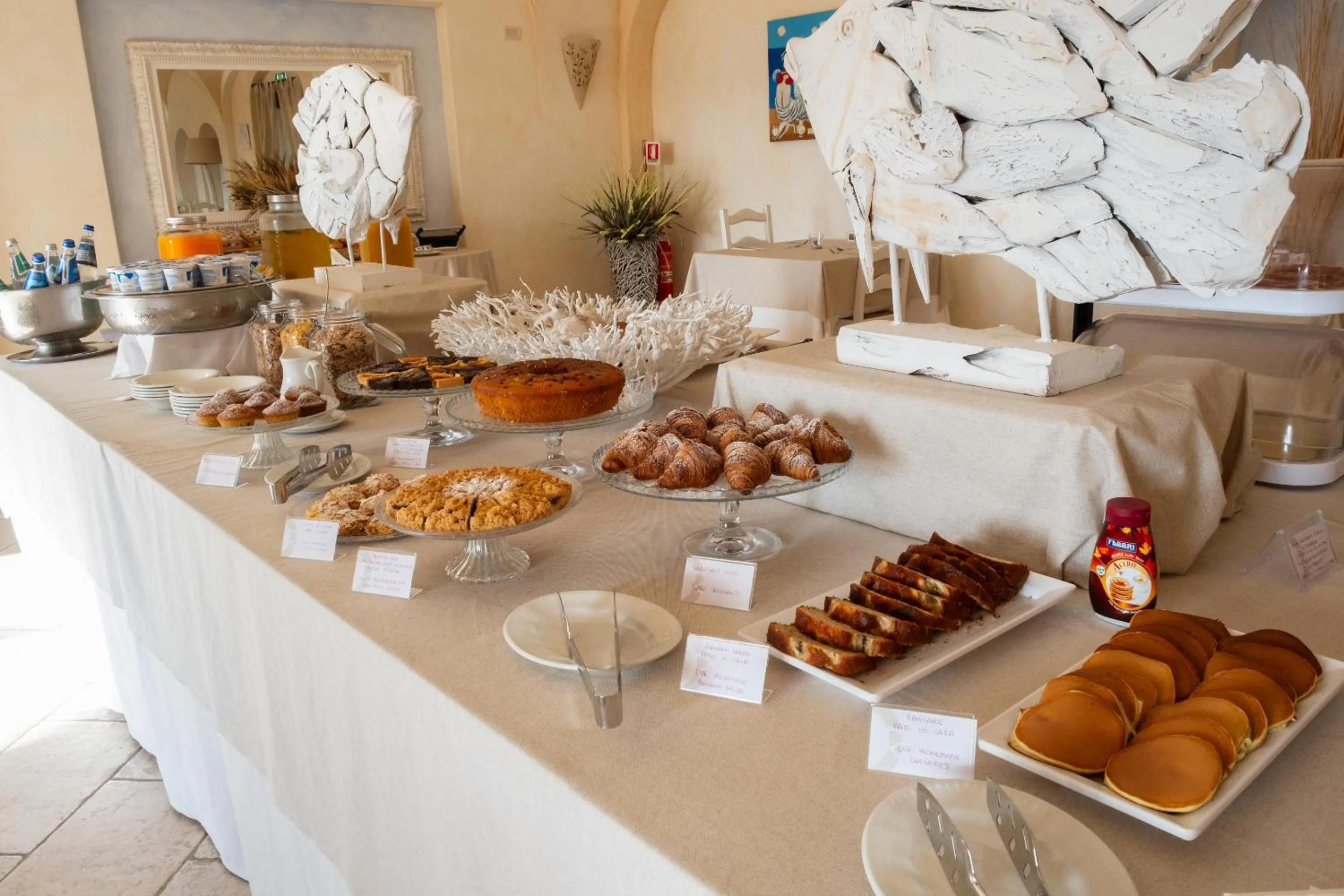 Breakfast in Moma Hotel Cannigione