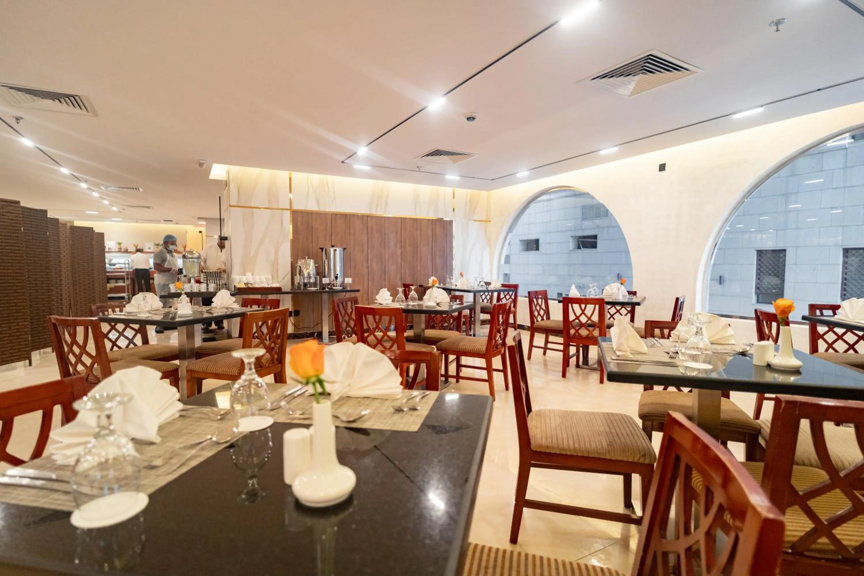 Restaurant/places to eat in Emaar Elite Al Madina Hotel