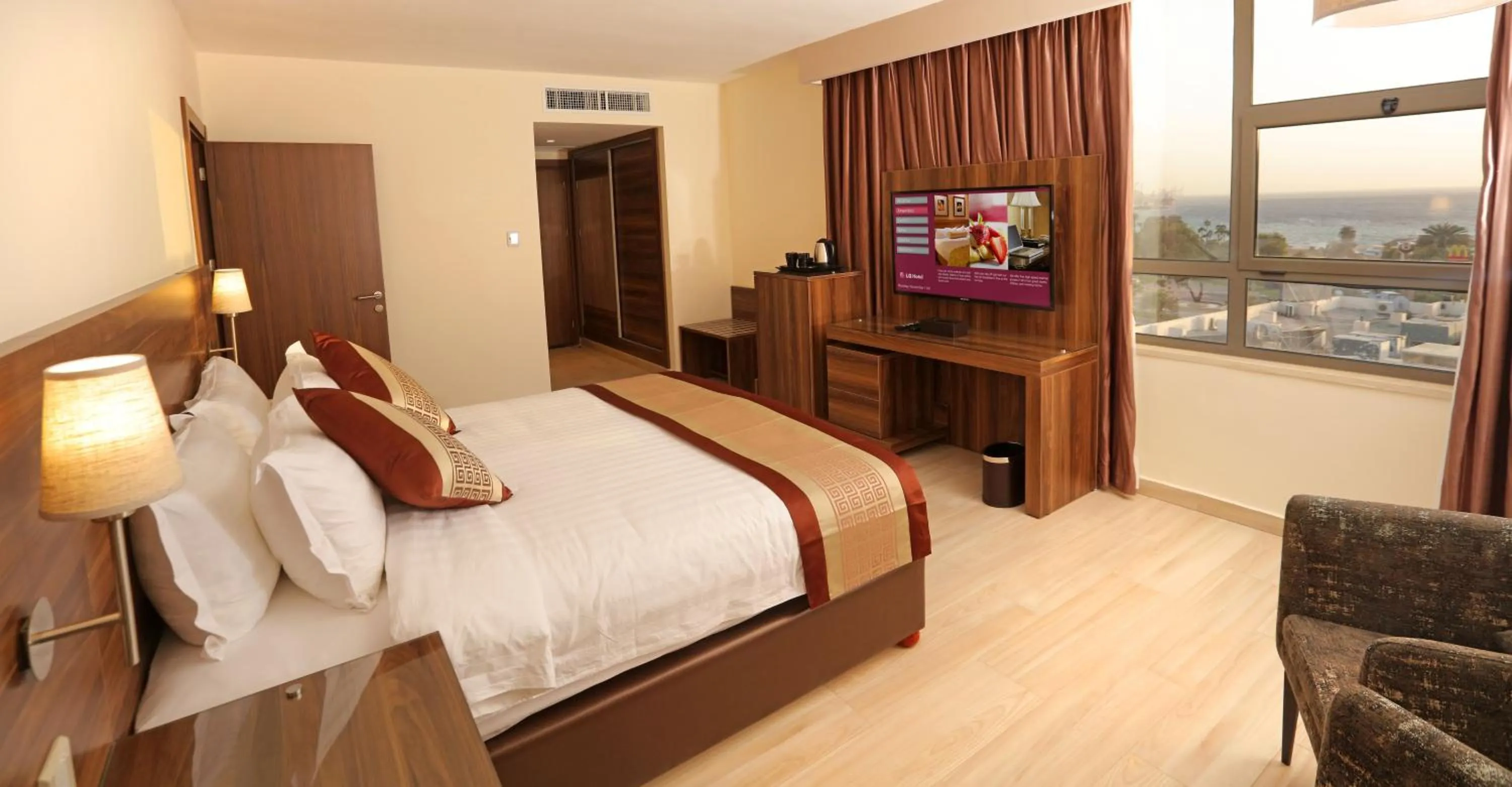 Bed in Lacosta Hotel