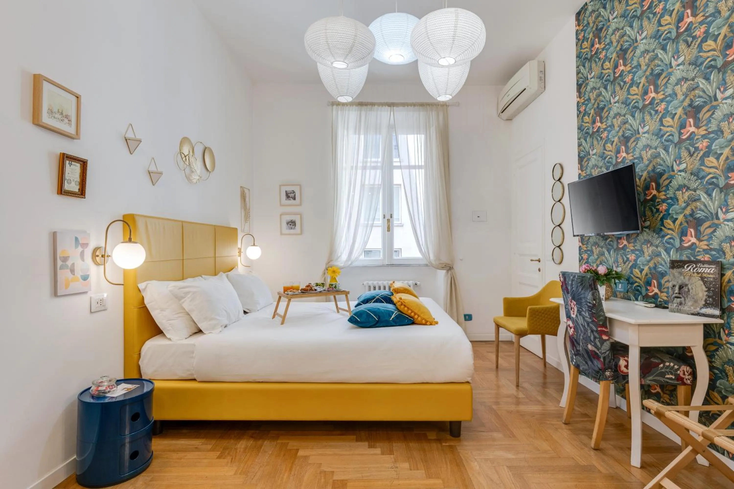 Photo of the whole room, Bed in Maison Vantaggio