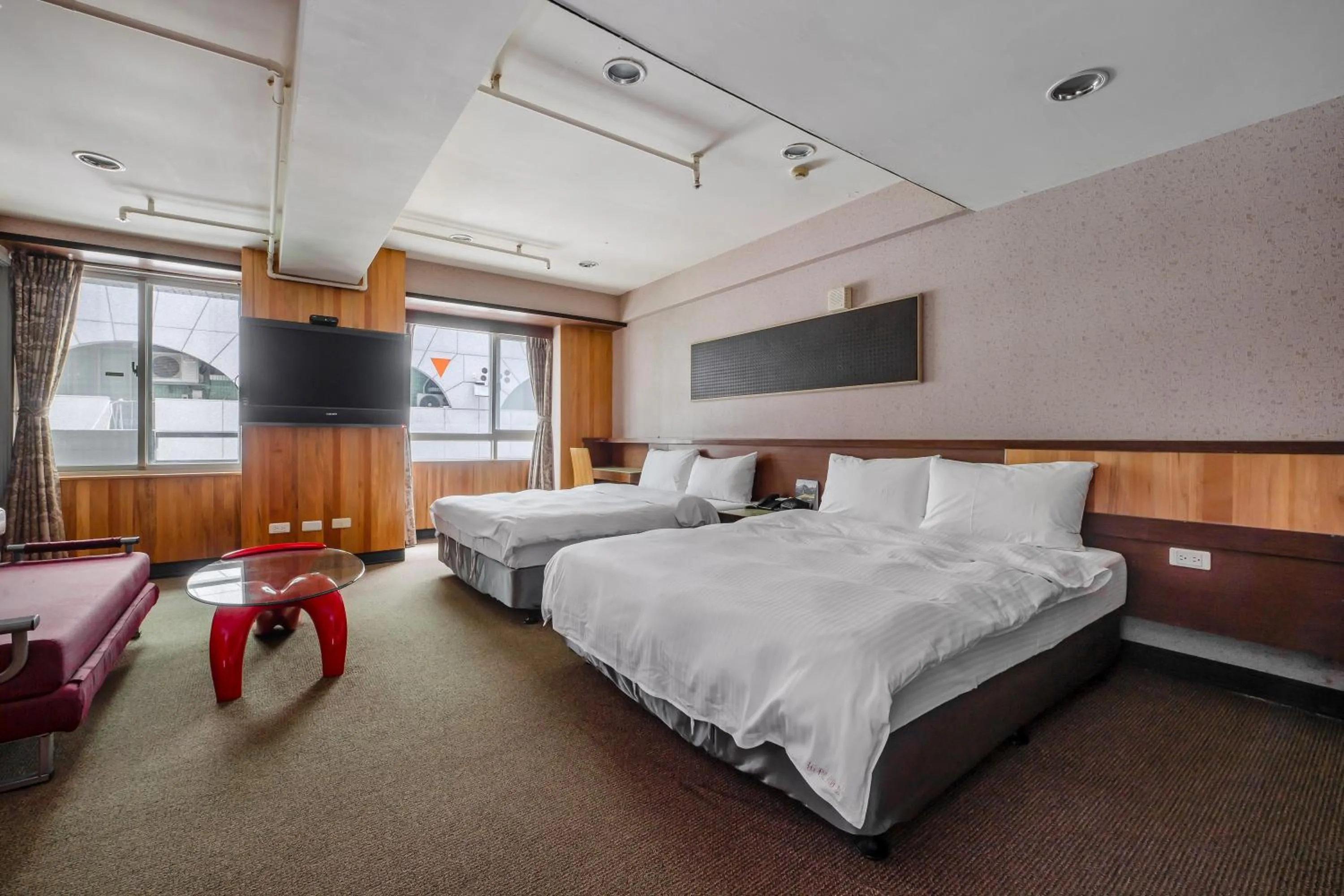 Bed in CHECK inn Express Taichung Fengchia