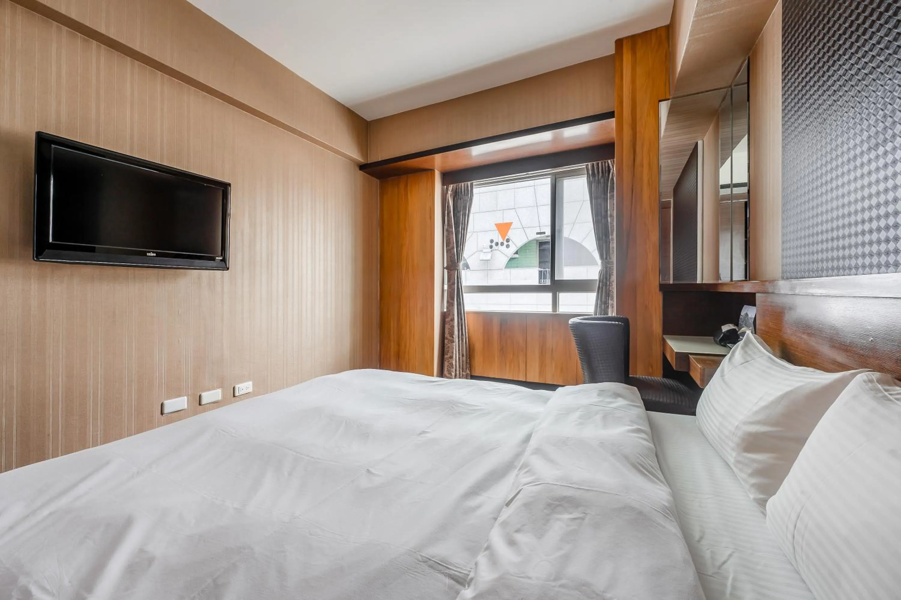 Bed in CHECK inn Express Taichung Fengchia