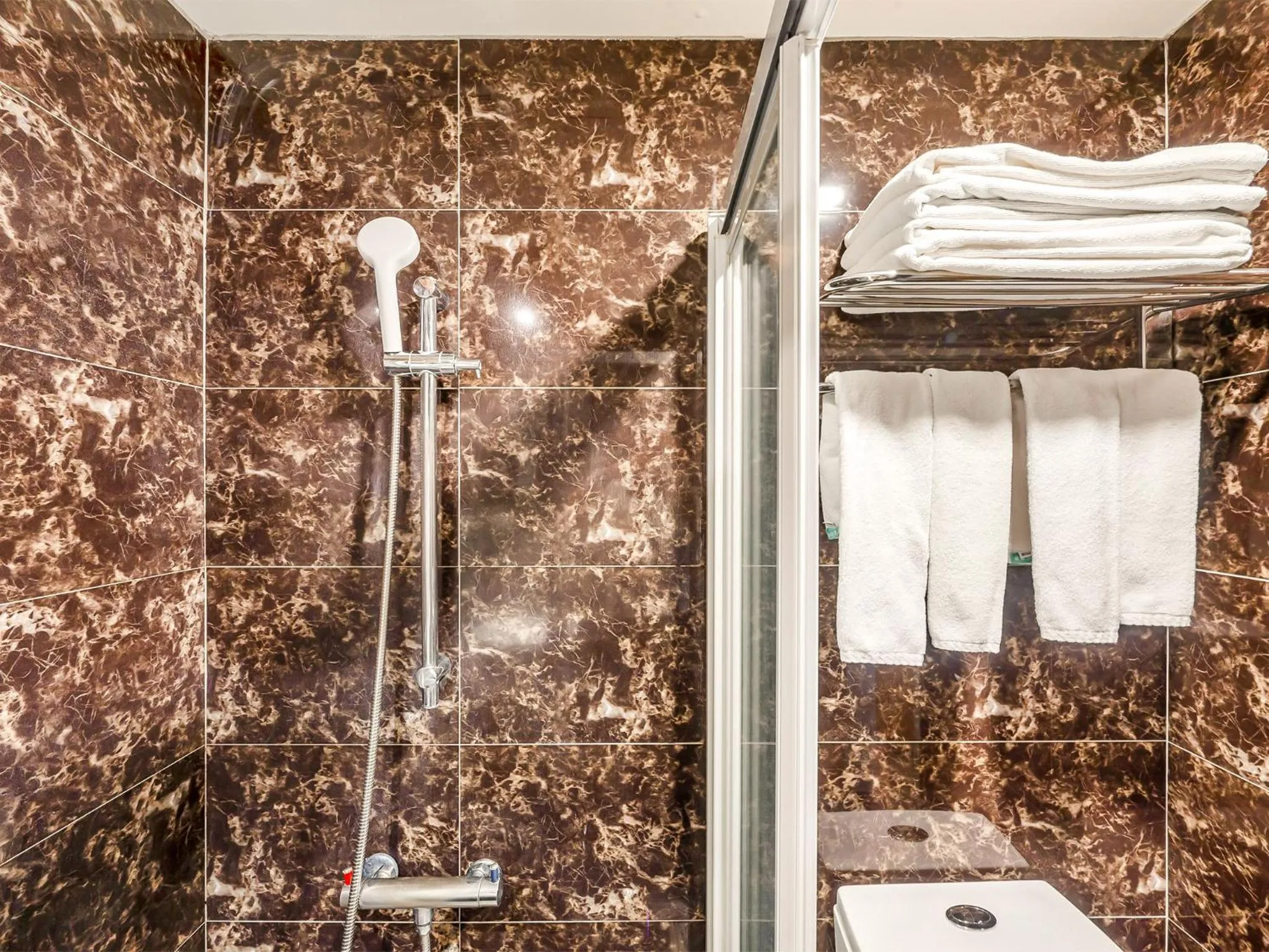 Bathroom in CHECK inn Express Taichung Fengchia