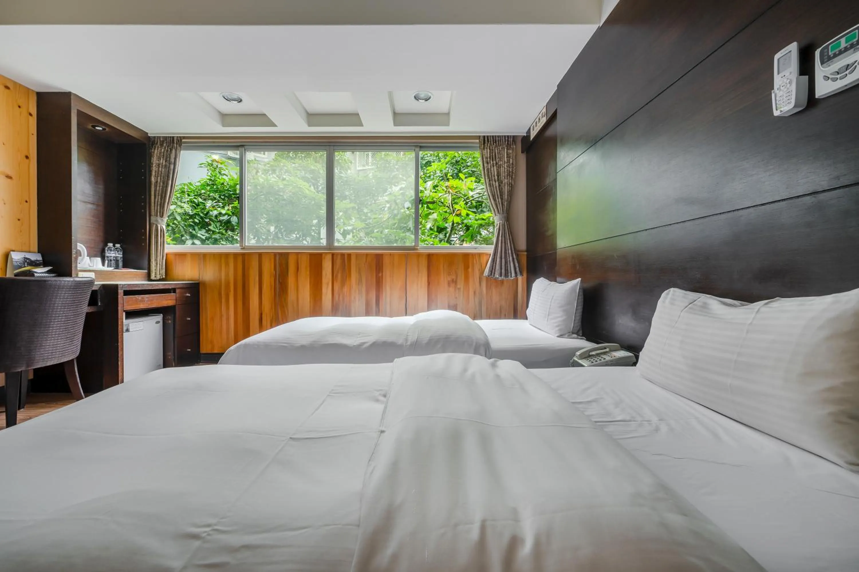 Bed in CHECK inn Express Taichung Fengchia