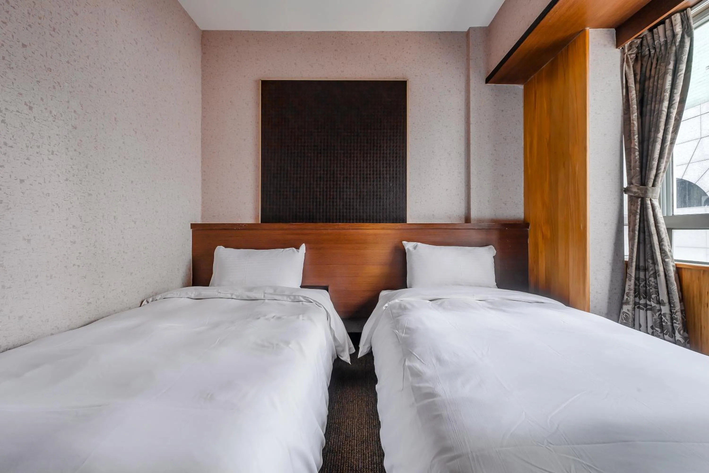 Bed in CHECK inn Express Taichung Fengchia