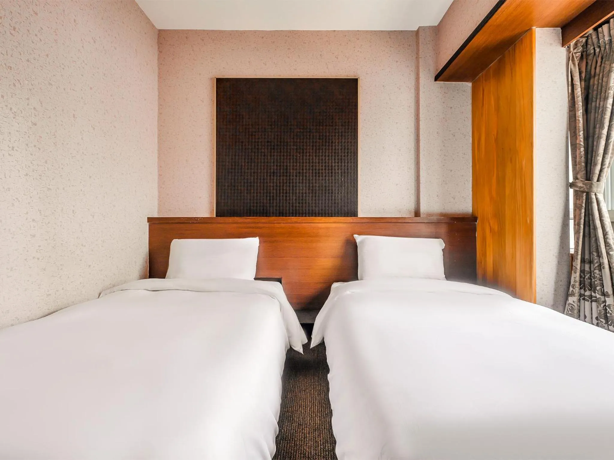 Photo of the whole room, Bed in CHECK inn Express Taichung Fengchia