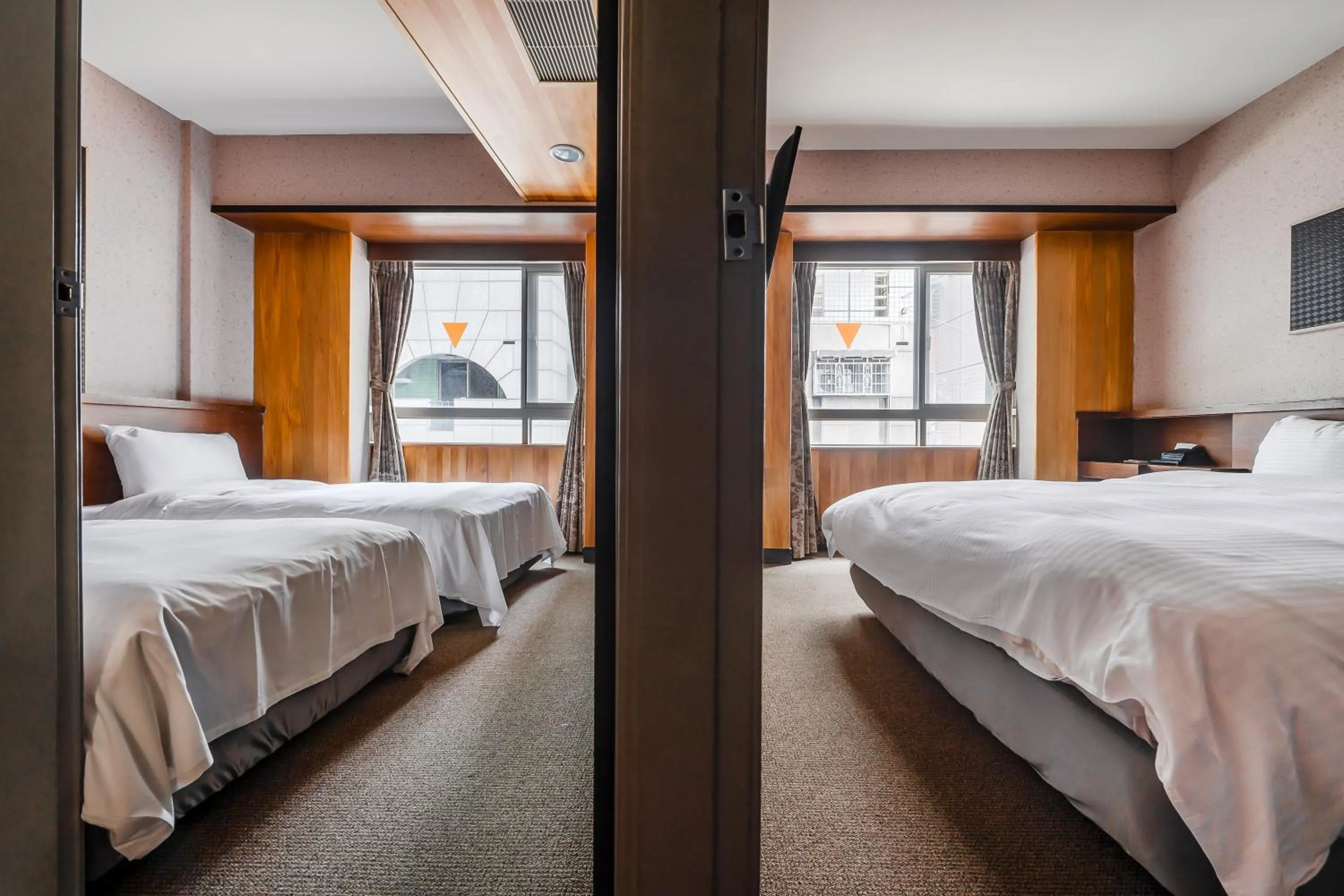 Bed in CHECK inn Express Taichung Fengchia