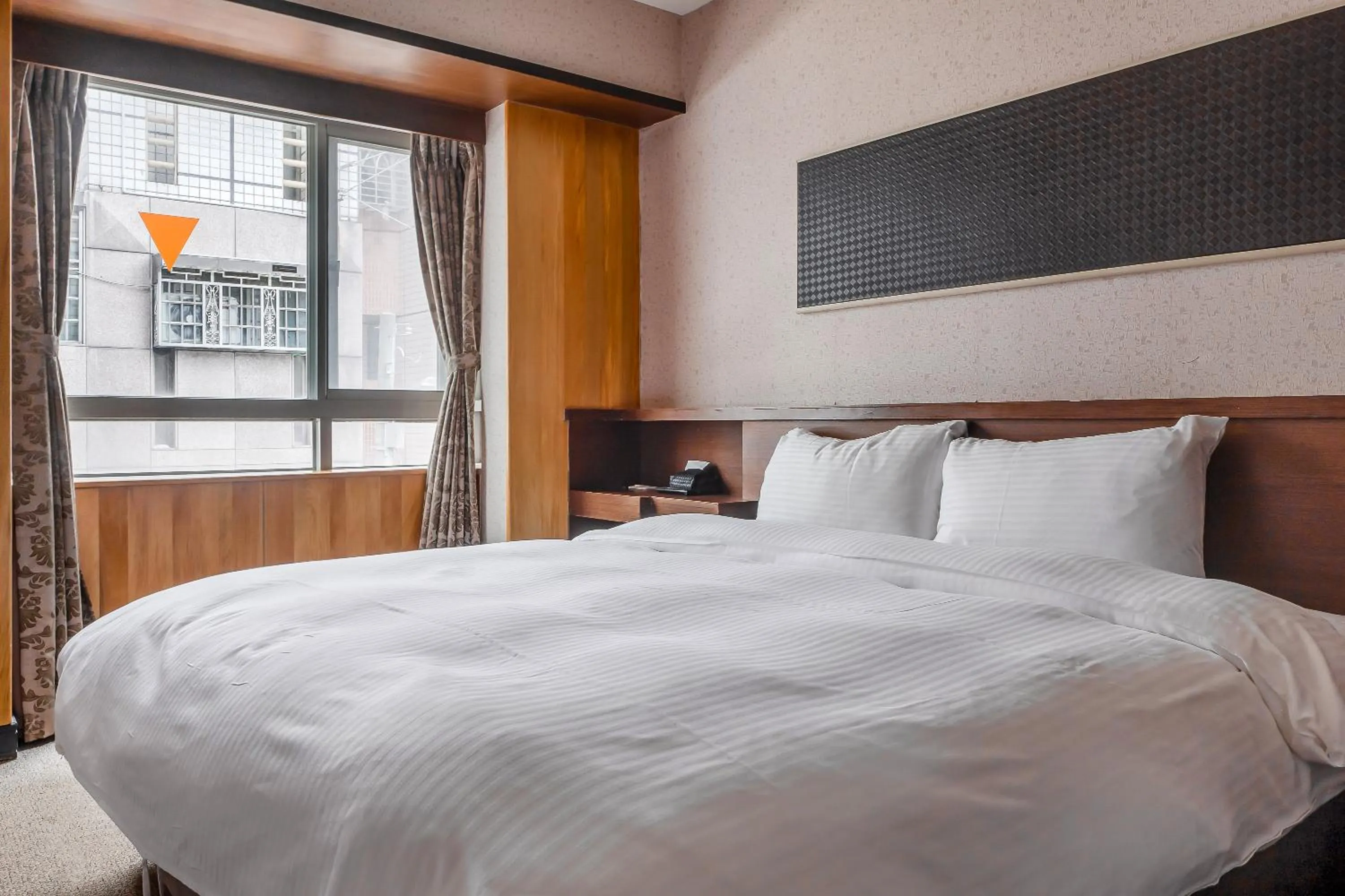 Bed in CHECK inn Express Taichung Fengchia