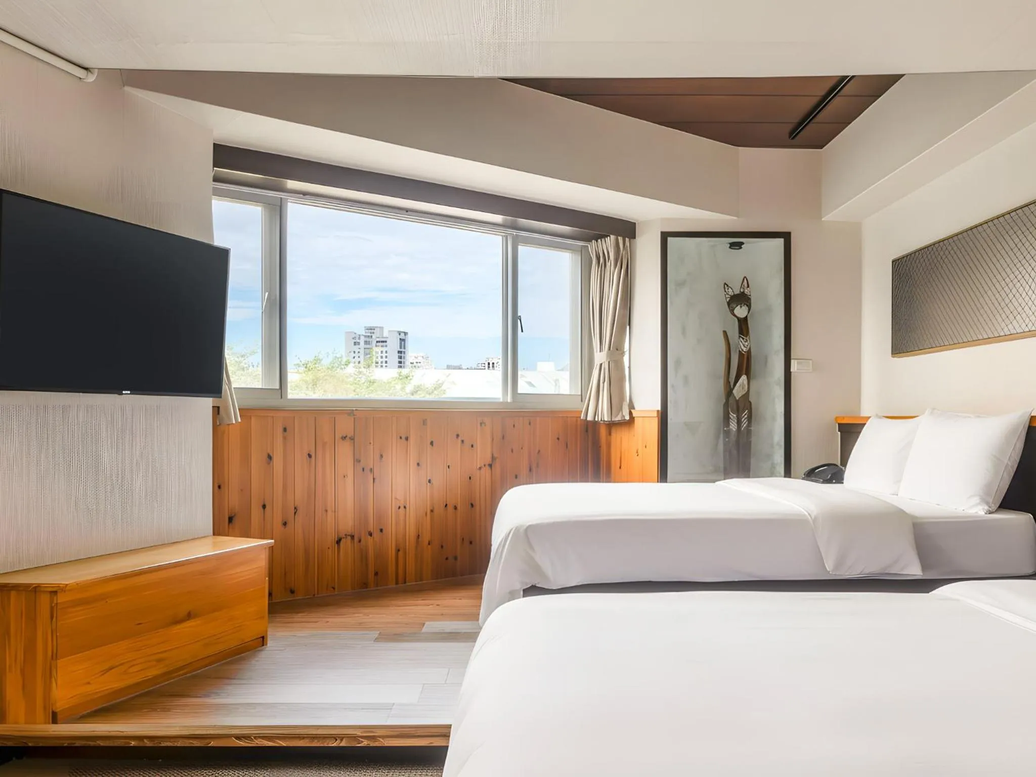 Photo of the whole room, Bed in CHECK inn Express Taichung Fengchia