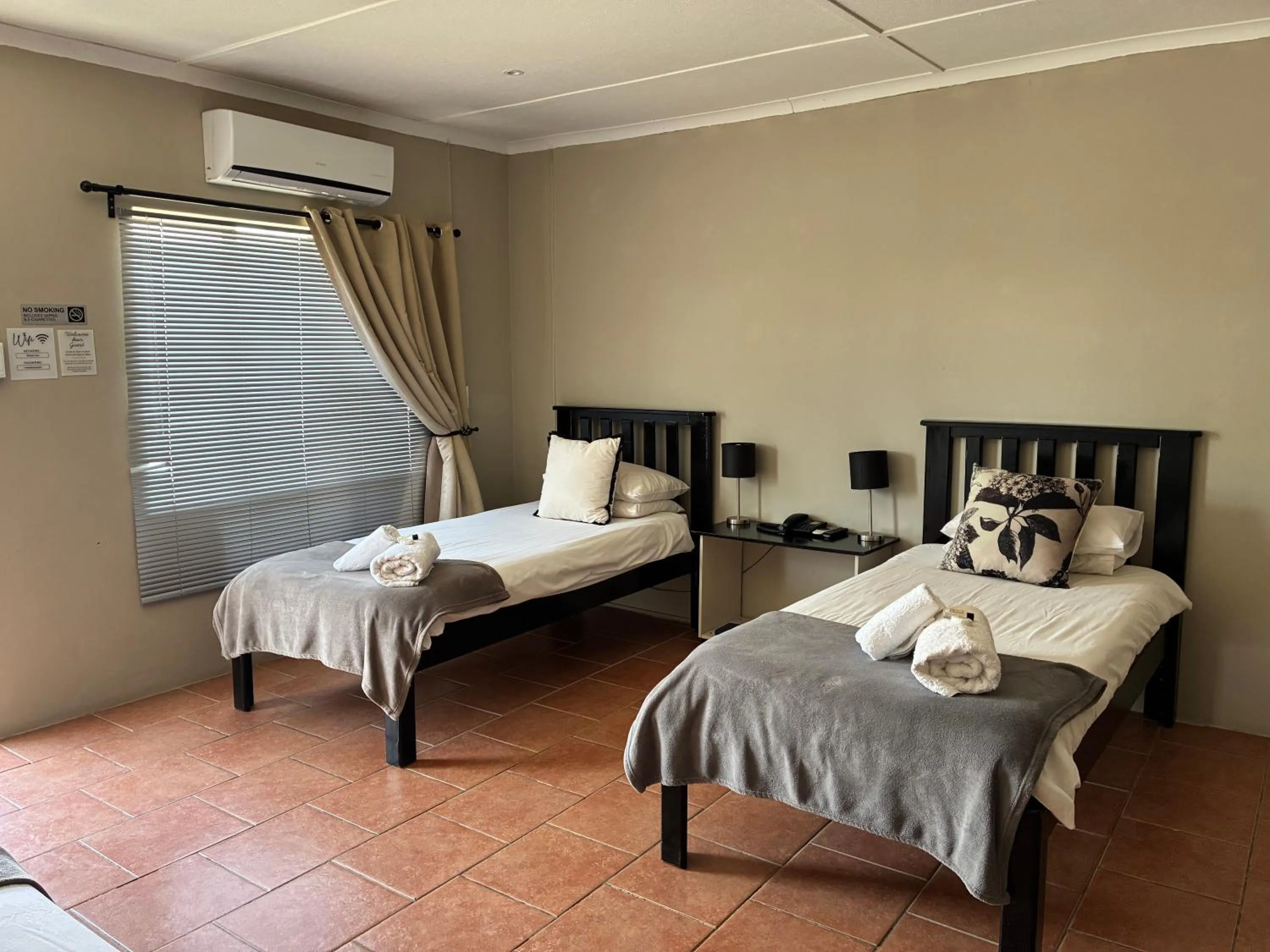 Bedroom, Bed in Mariental Hotel Cc