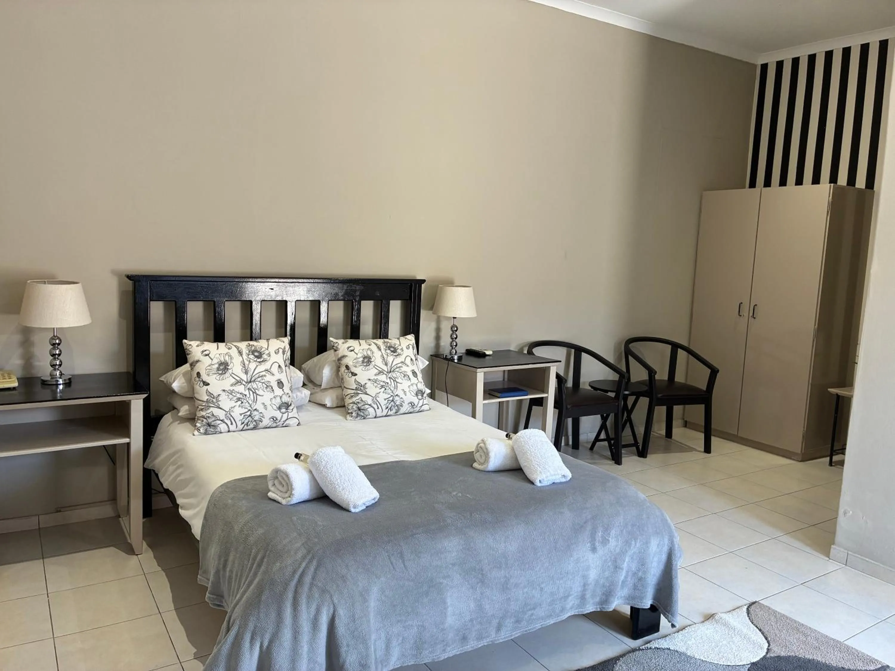 Bedroom, Bed in Mariental Hotel Cc