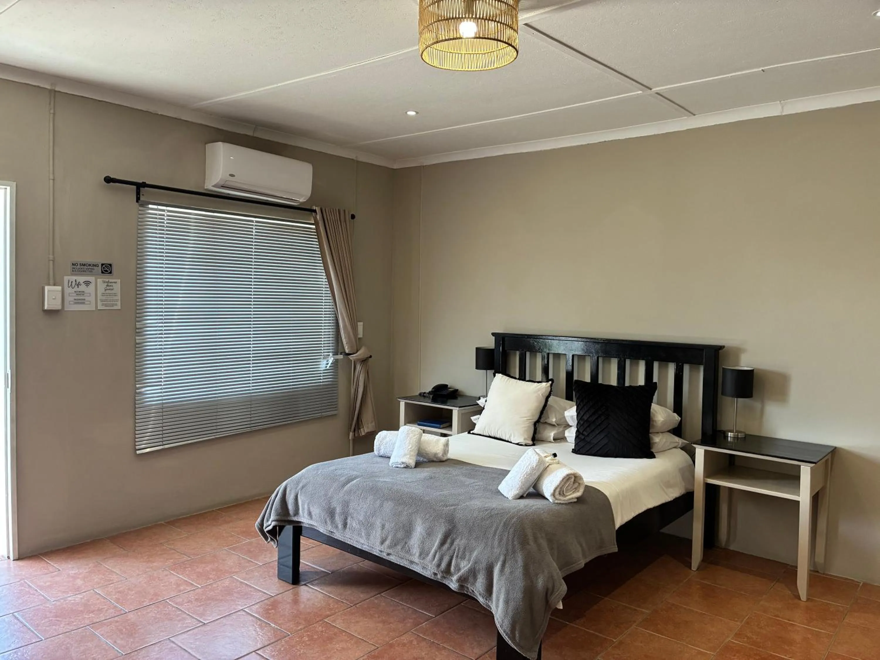 Bedroom, Bed in Mariental Hotel Cc