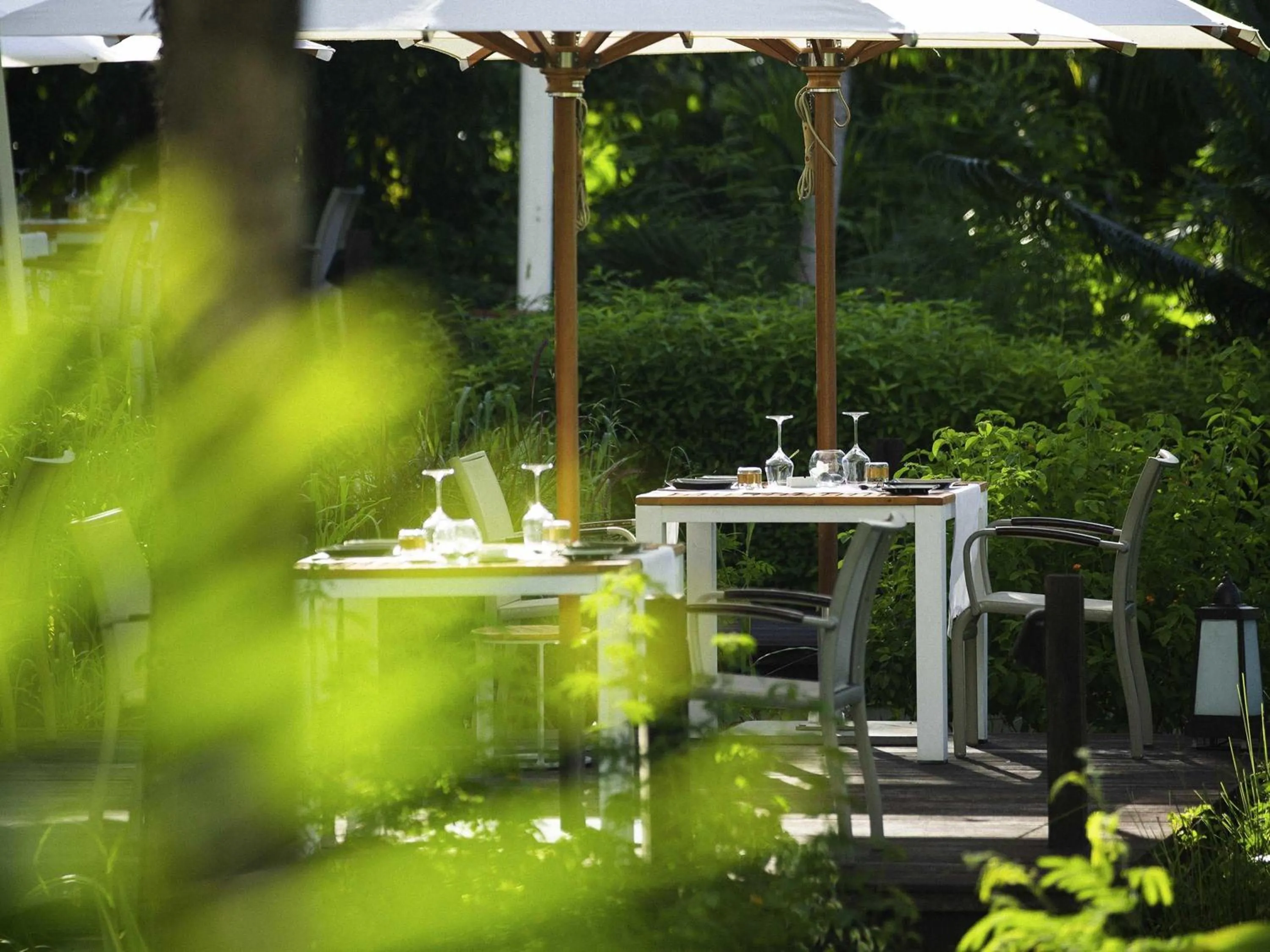 Restaurant/places to eat in Raffles Seychelles