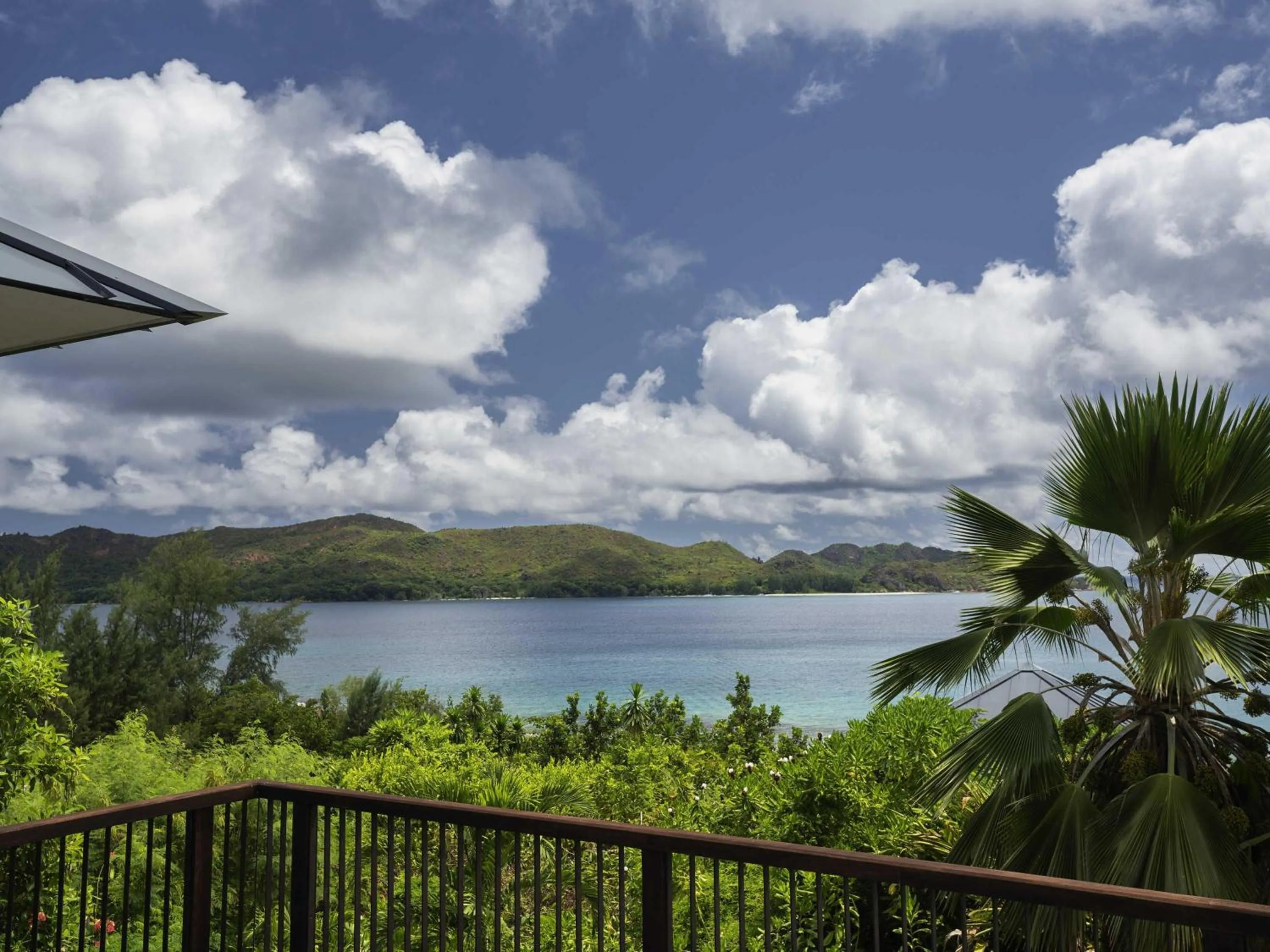 Bedroom in Raffles Seychelles