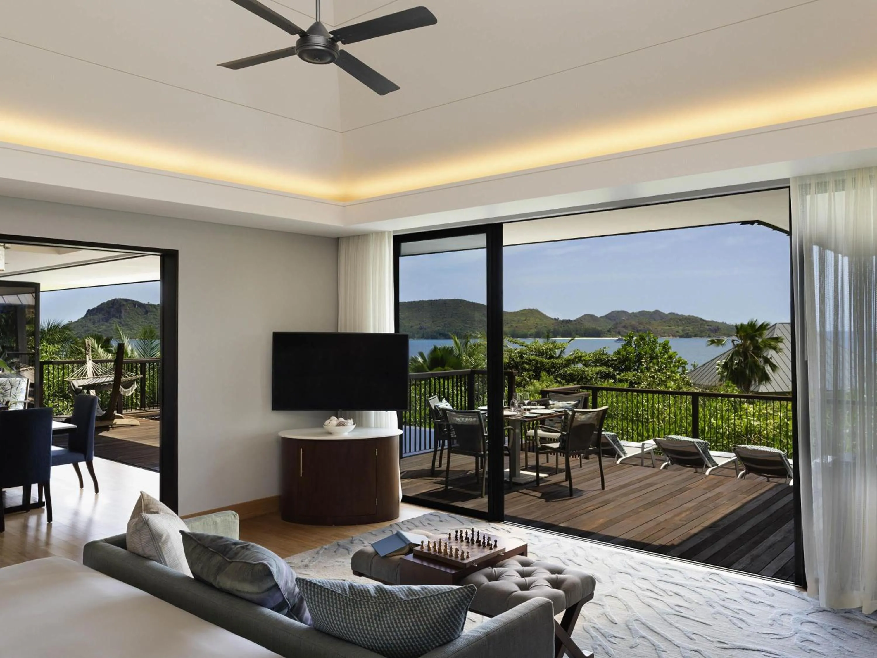 Bedroom in Raffles Seychelles
