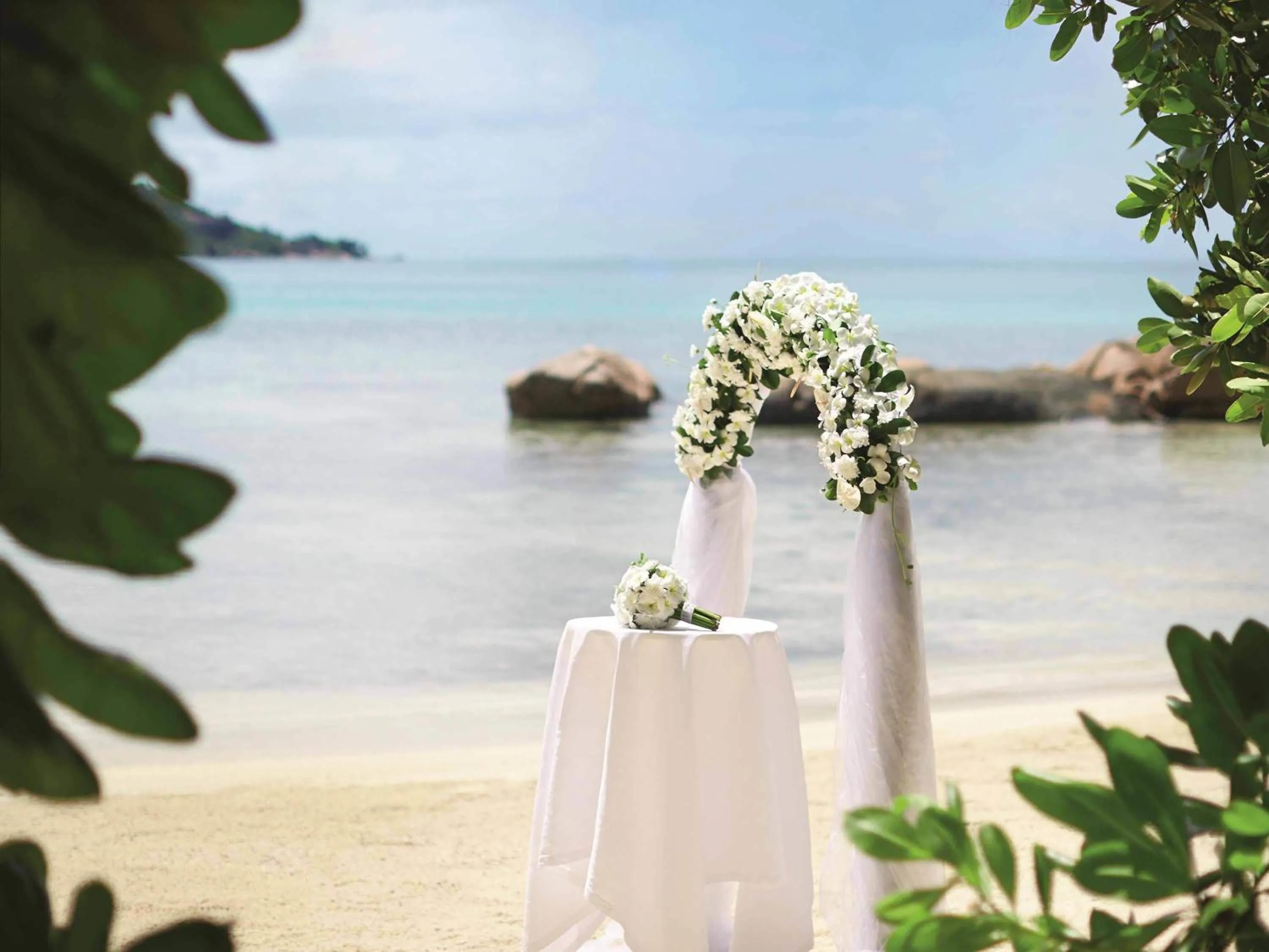 wedding in Raffles Seychelles