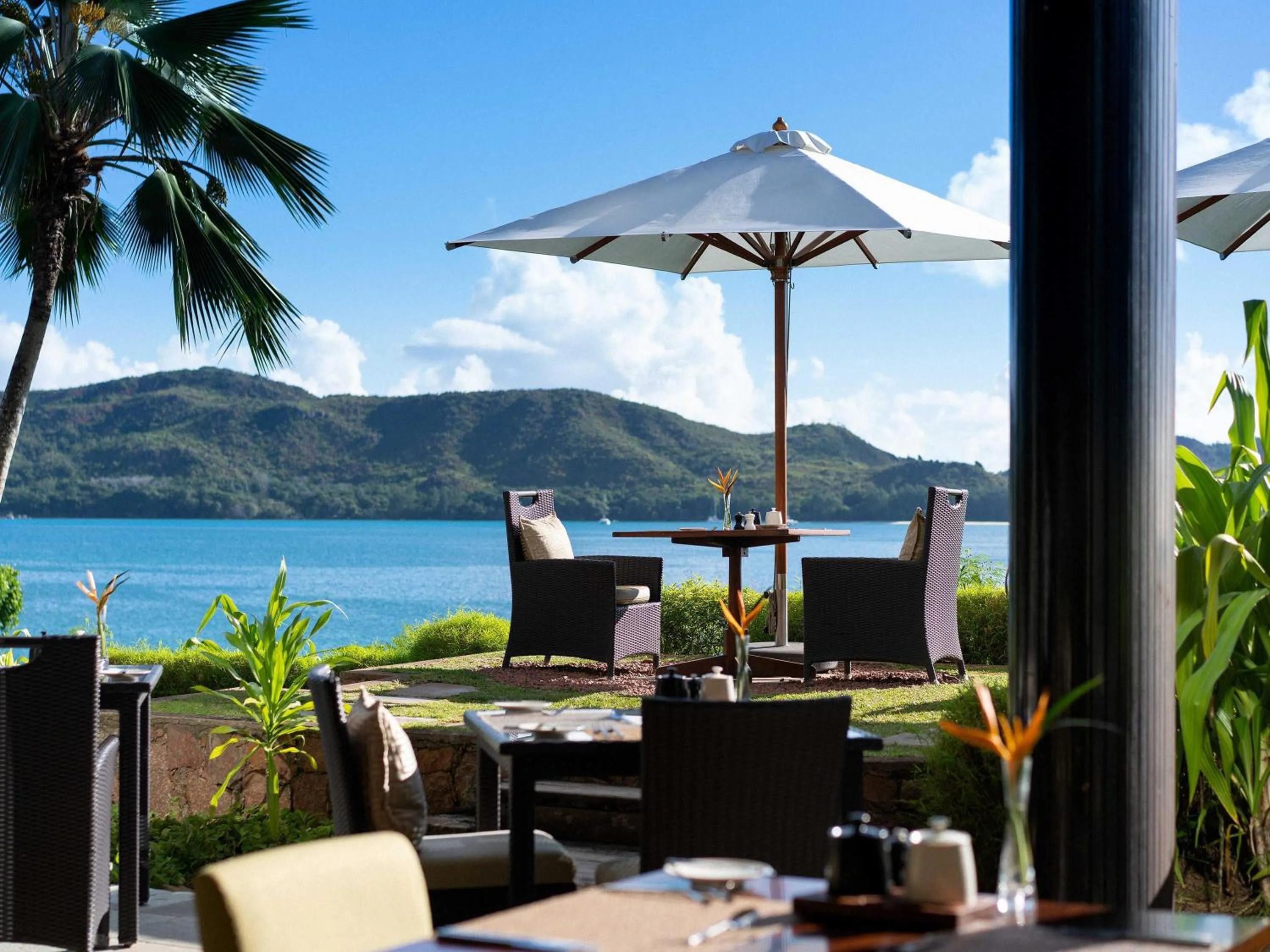 Restaurant/places to eat in Raffles Seychelles