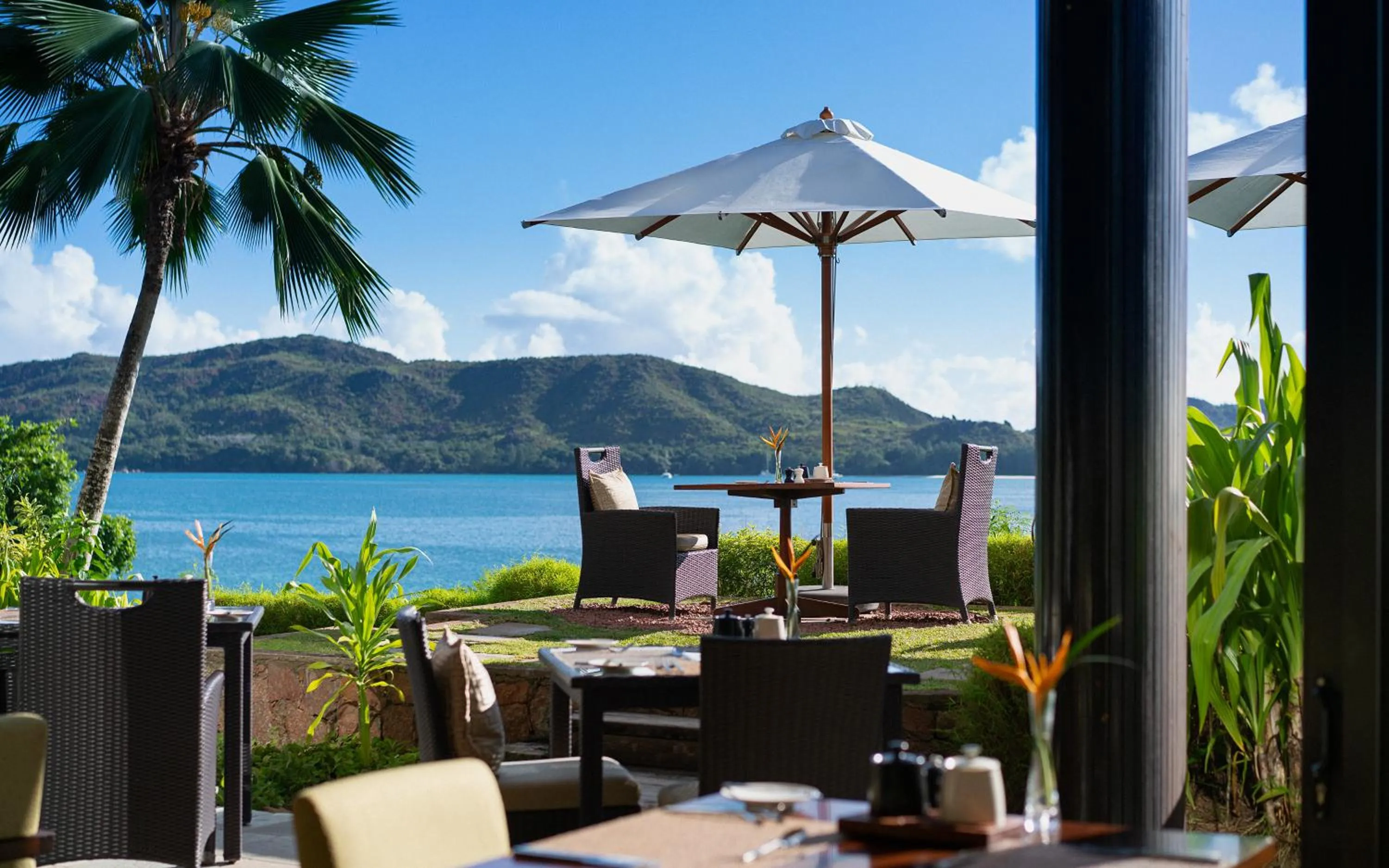 Restaurant/places to eat in Raffles Seychelles