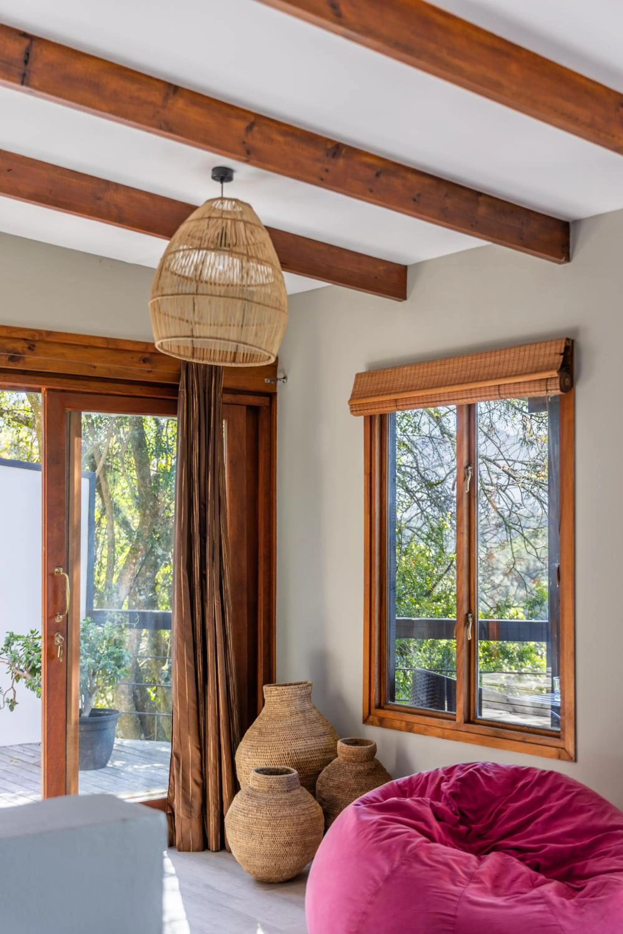 Decorative detail, Bed in Hog Hollow Country Lodge
