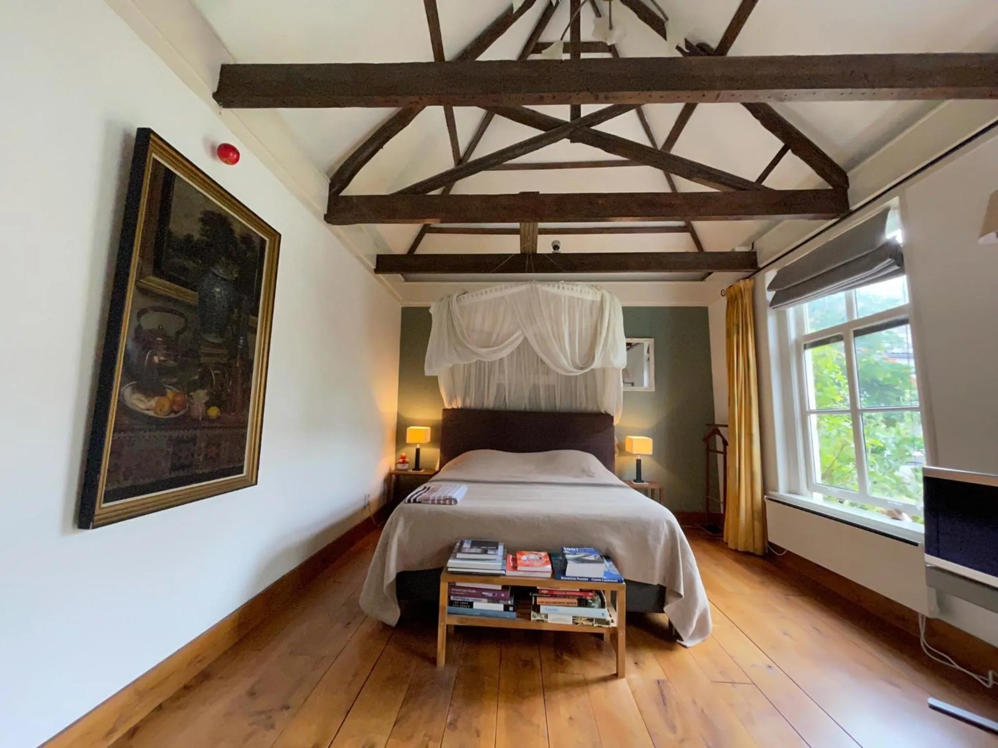 Property building, Bed in Apple Tree Cottage - charming home at beautiful canal in our idyllic garden