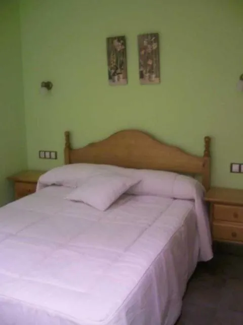 Photo of the whole room, Bed in Apartamentos Albamar II