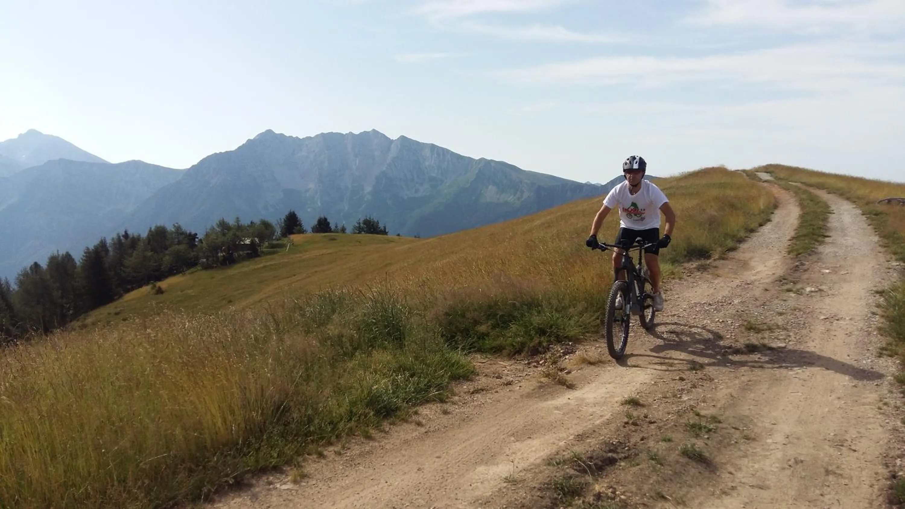 Cycling in AR Mountains Lodge Villachiara