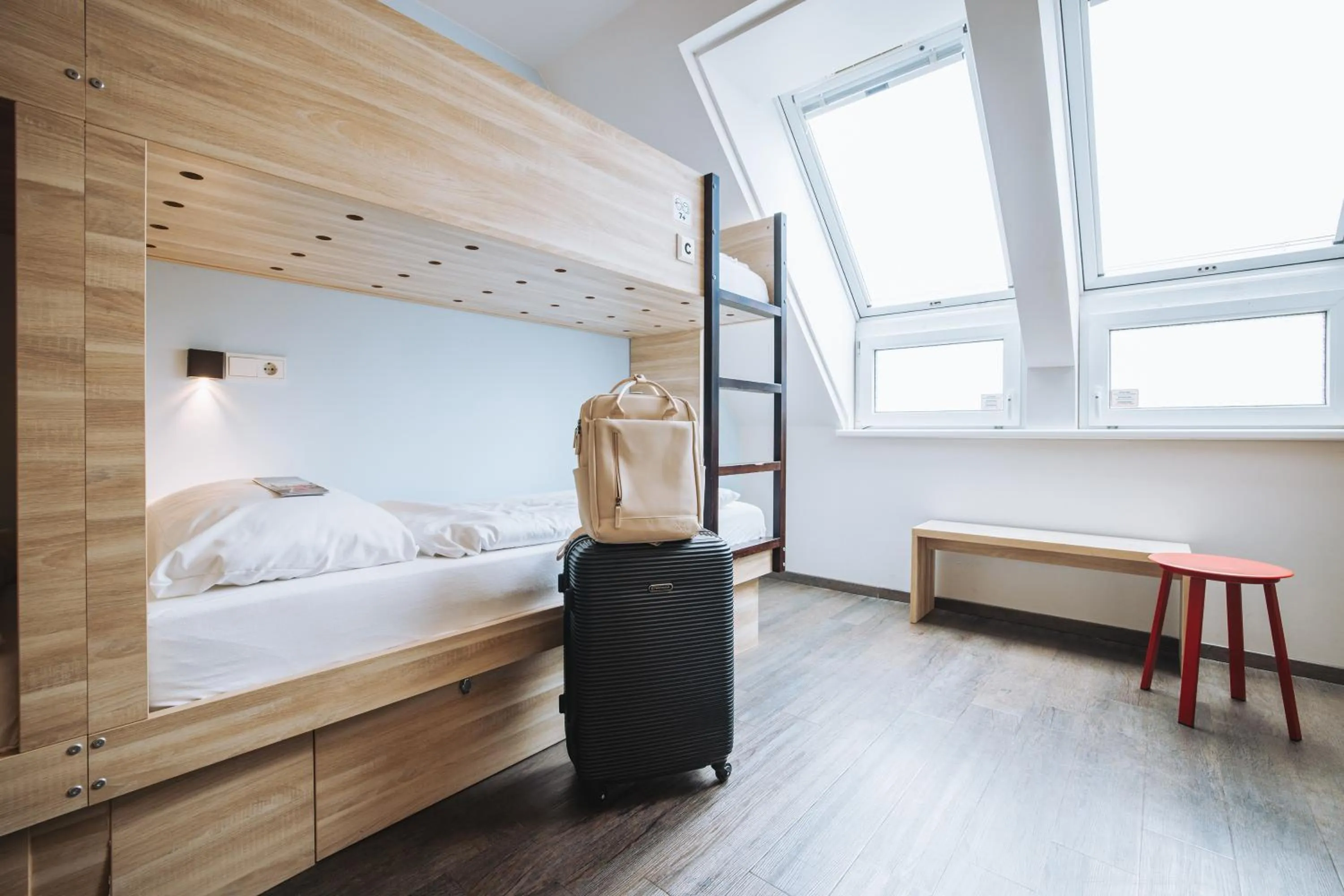 bunk bed, Bed in MEININGER Hotel Wien Downtown Franz