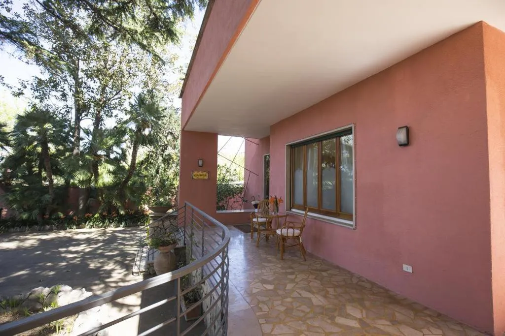 Property building in Villa Rosa Sorrento