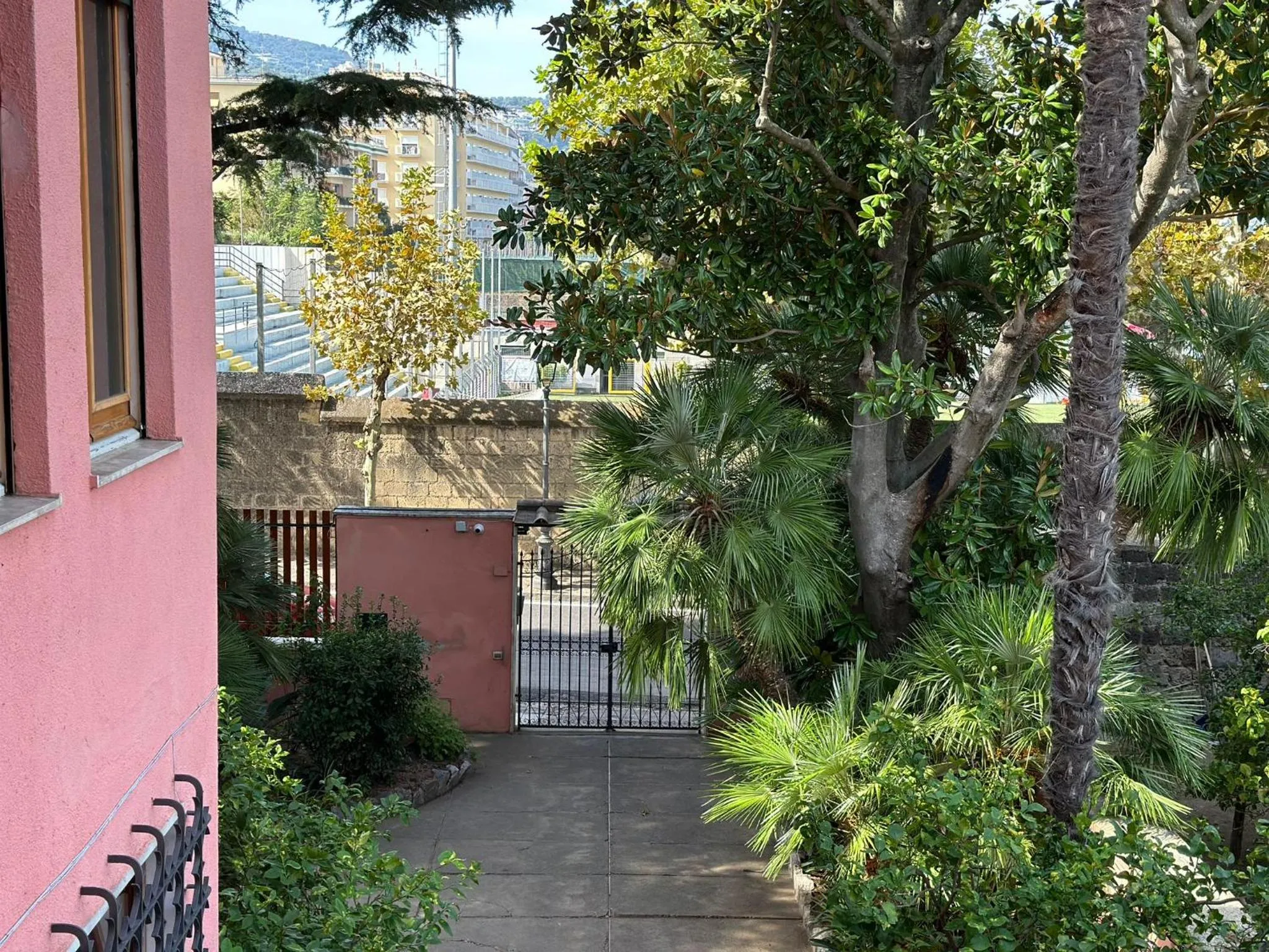 Garden view in Villa Rosa Sorrento