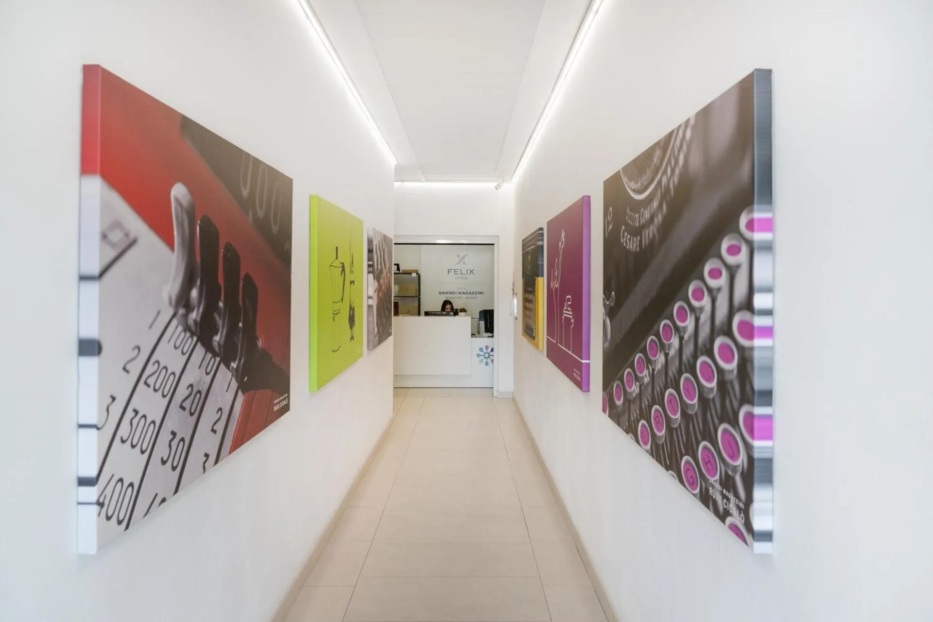 Lobby or reception in Felix Hotels - Residence Hotel Grandi Magazzini