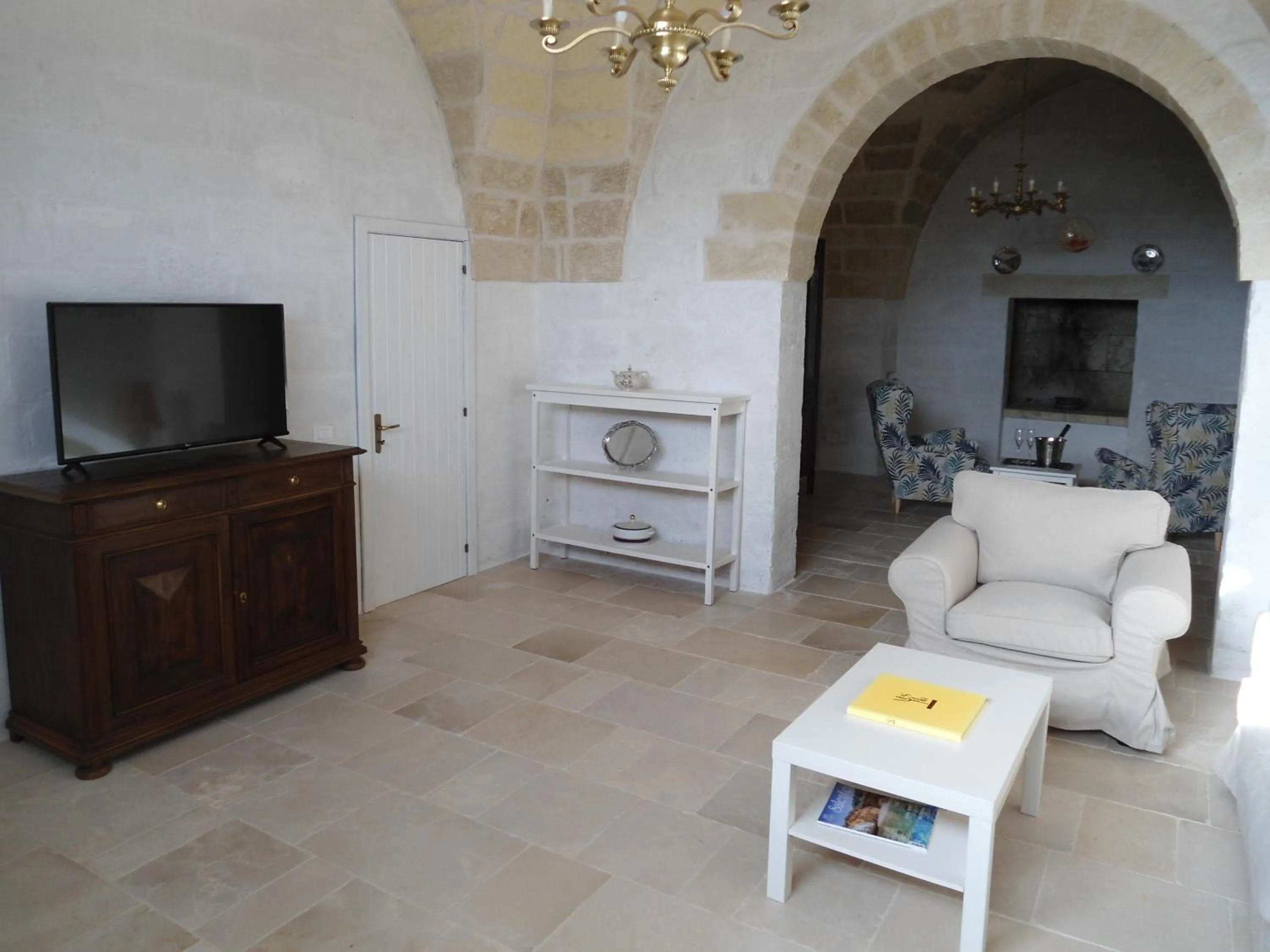 Lobby or reception in Tenuta Pigliano Hotel