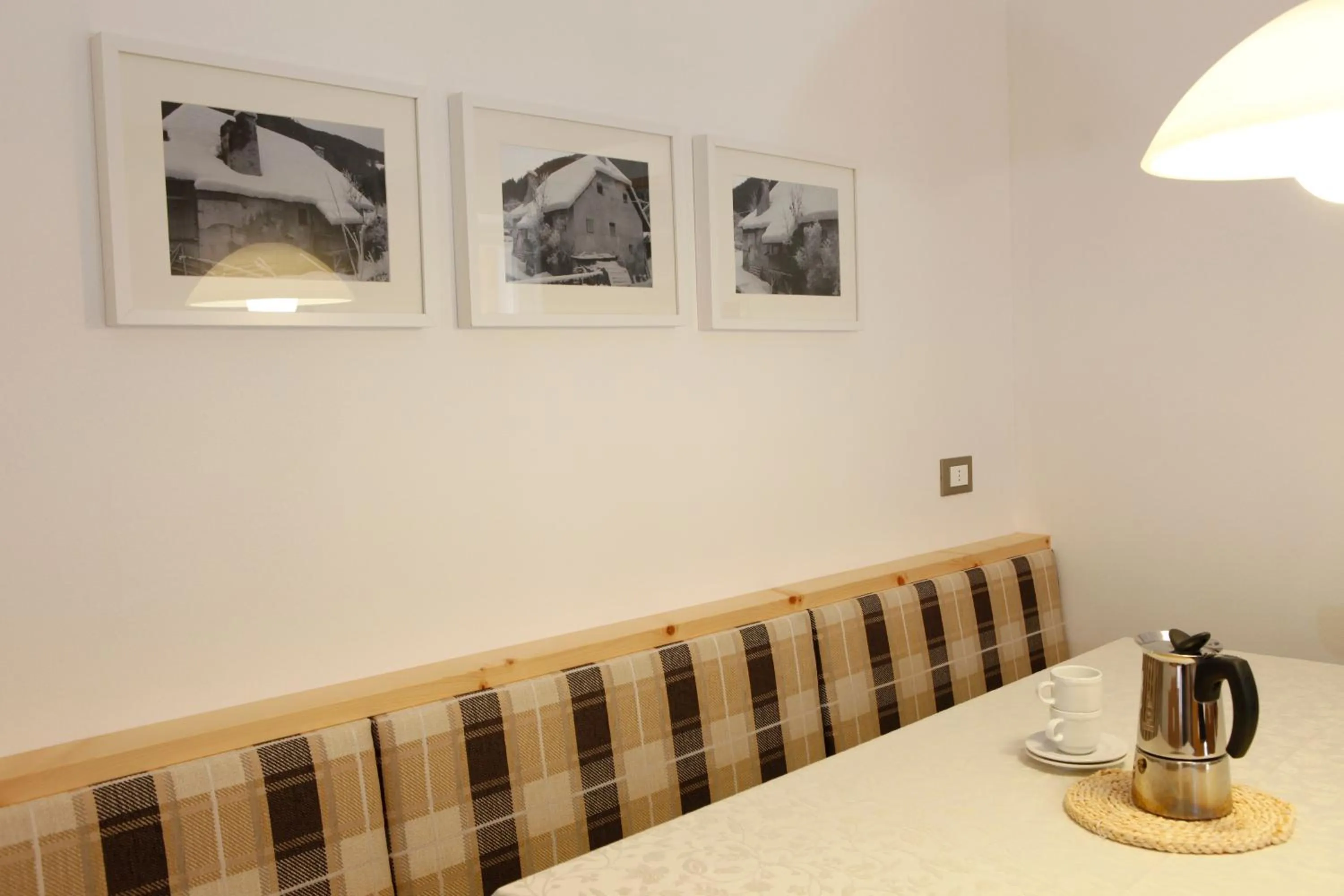 Dining area, Bed in Christophorus Mountain Residence