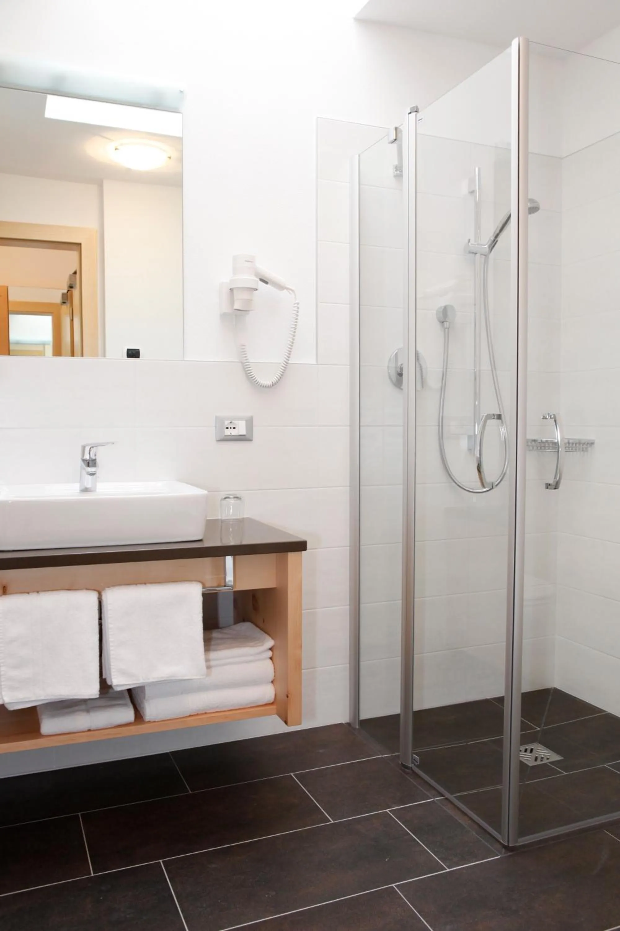 Shower in Christophorus Mountain Residence