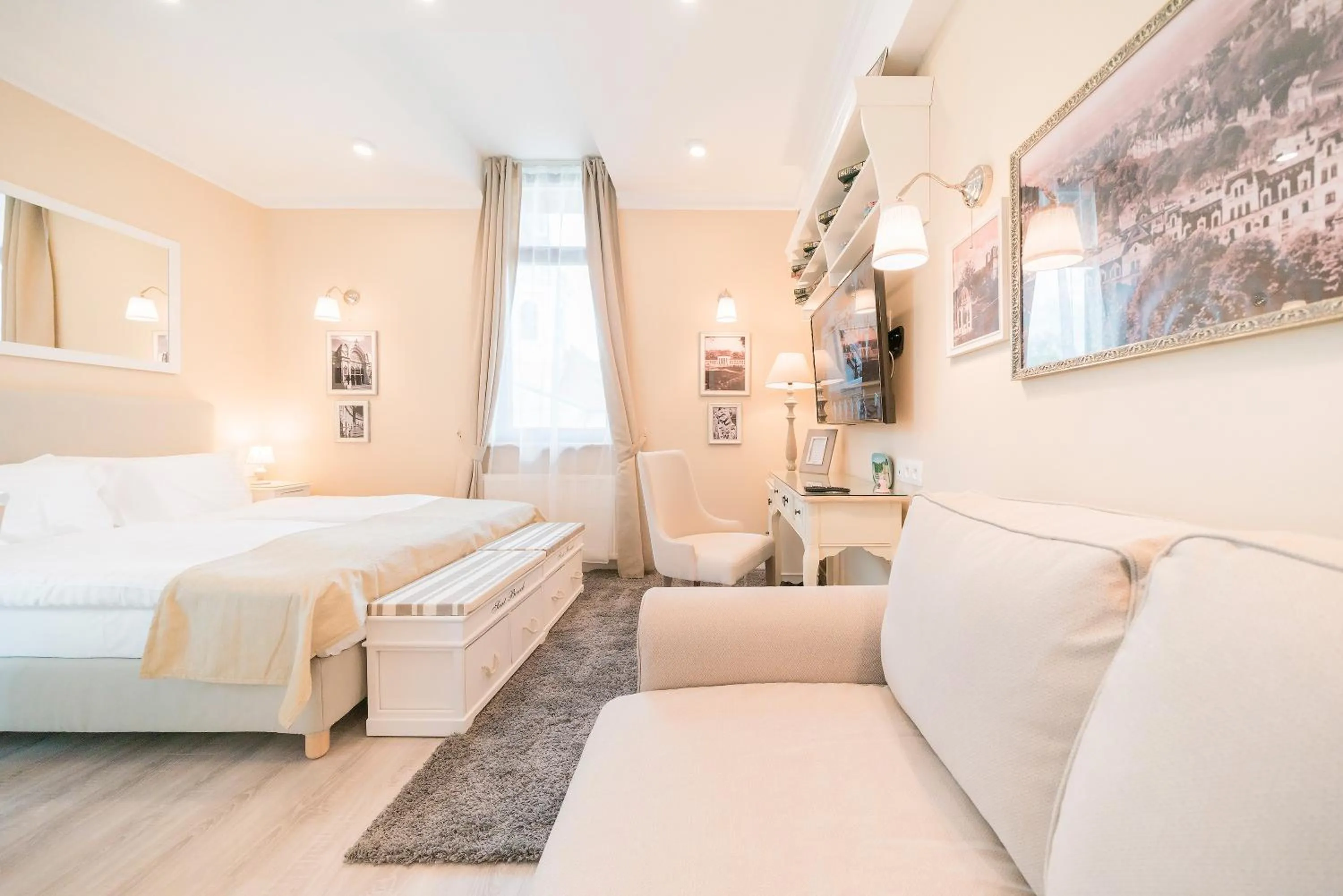 Seating area, Bed in Revelton Studios Františkovy Lázně