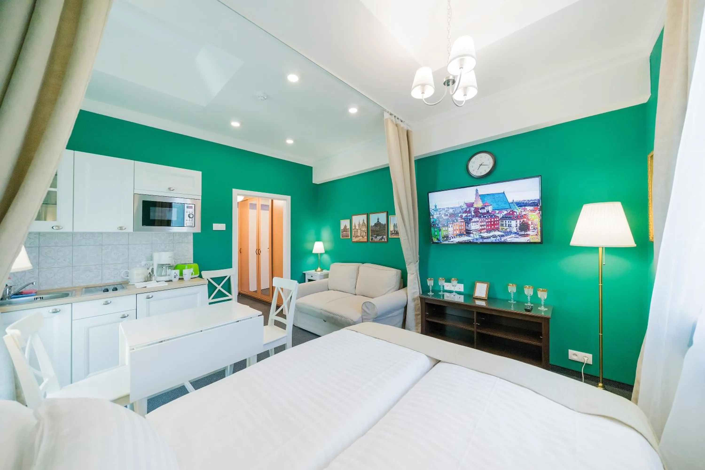 Photo of the whole room, Bed in Revelton Studios Františkovy Lázně