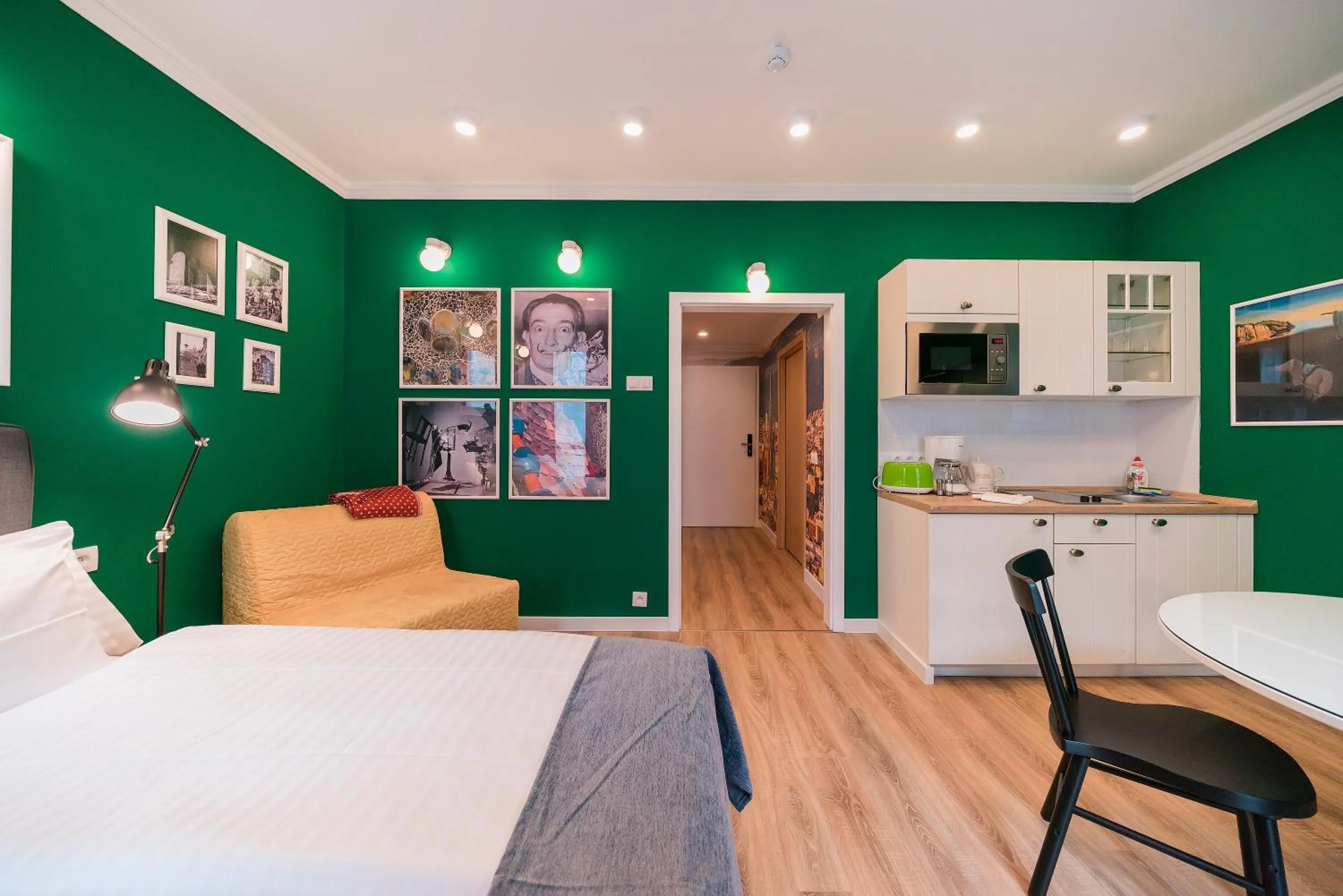 Photo of the whole room, Bed in Revelton Studios Františkovy Lázně