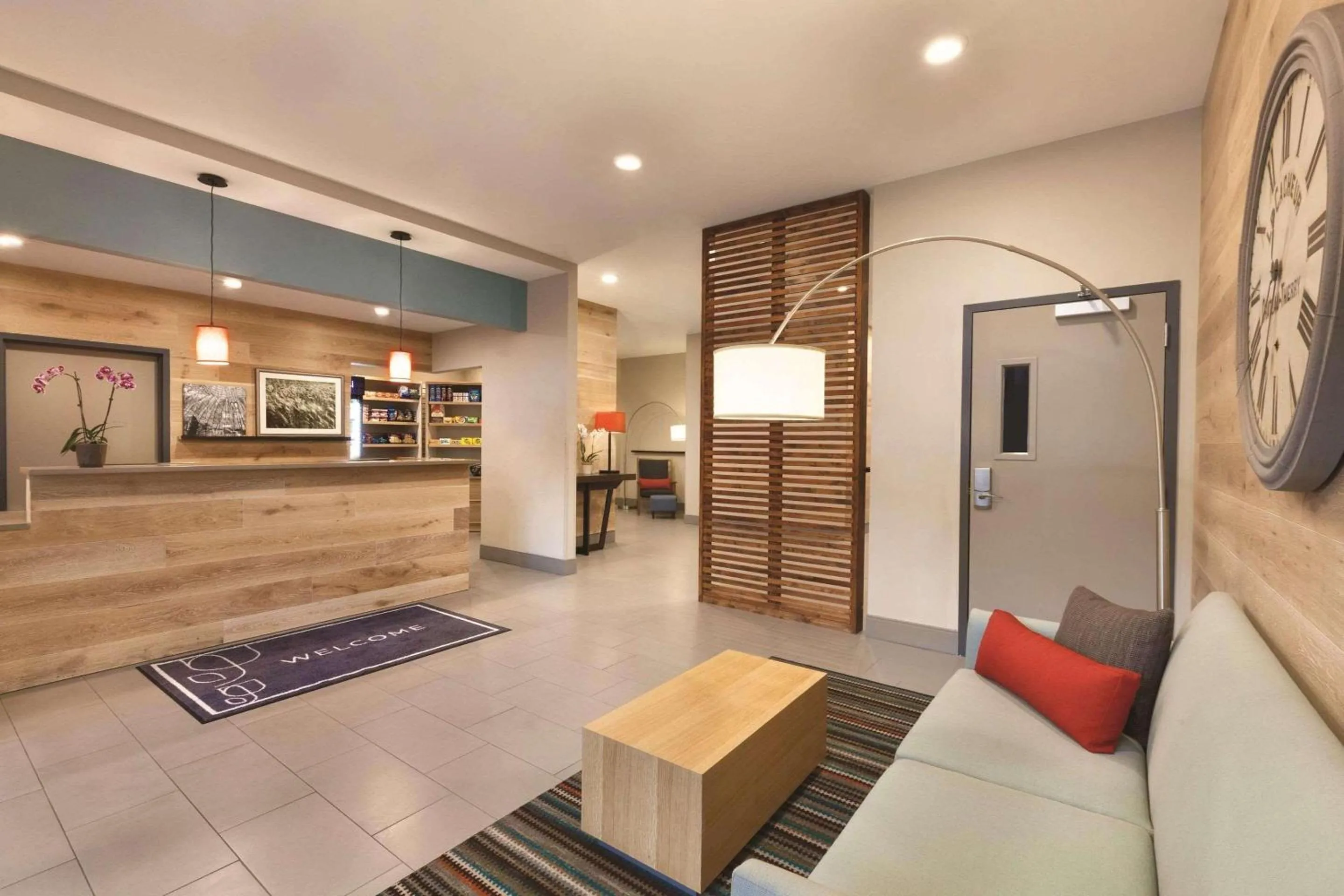 Lobby or reception in Country Inn & Suites by Radisson Ocean City