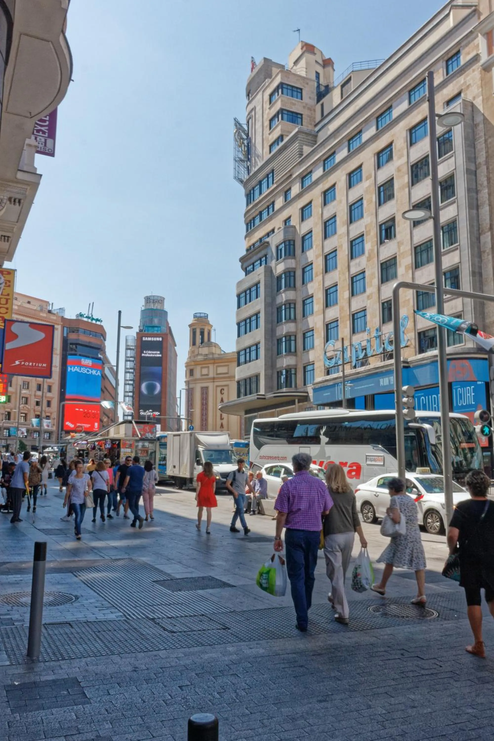 Nearby landmark in Arenal Suites Gran Vía