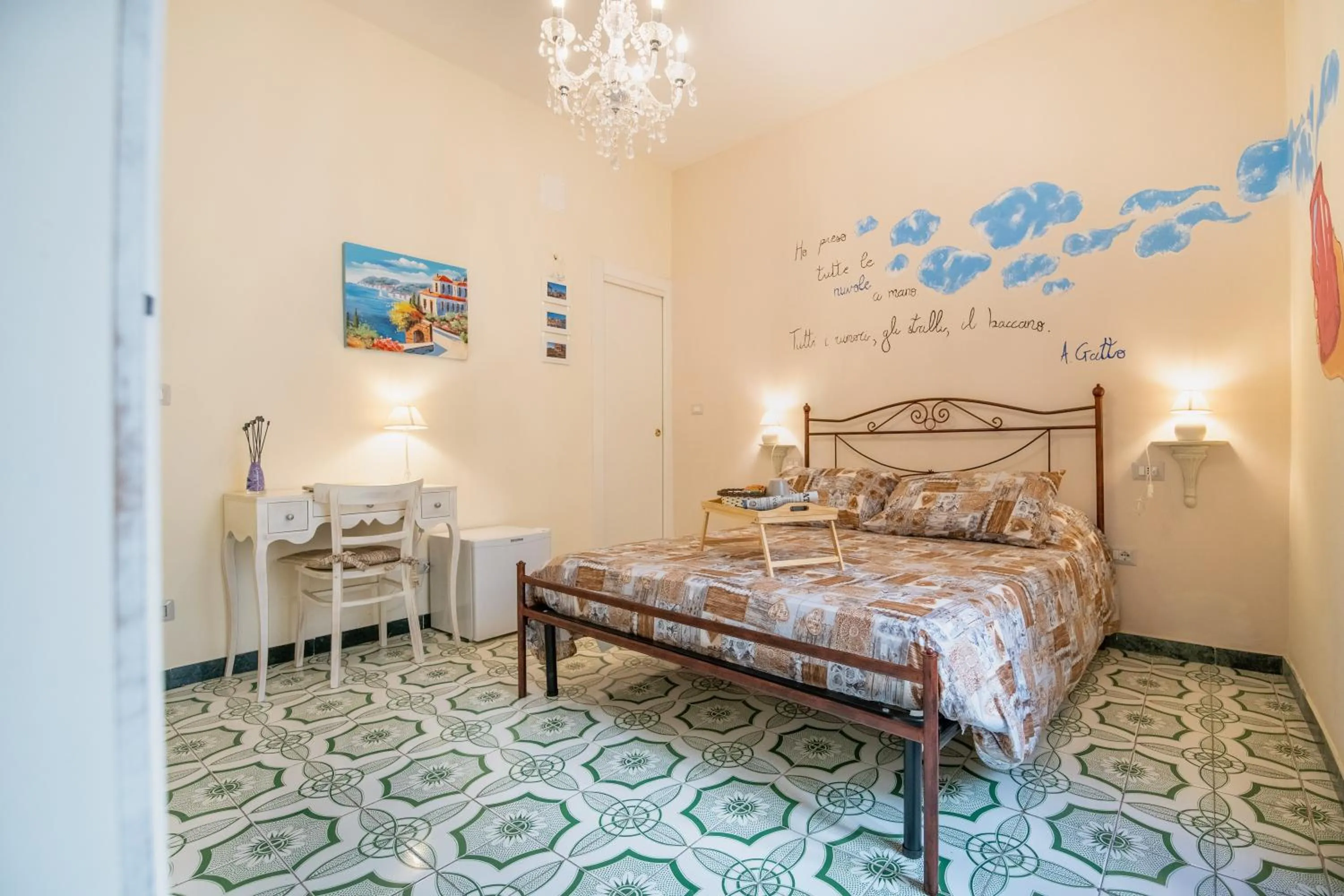 Photo of the whole room, Bed in Terre Dipinte